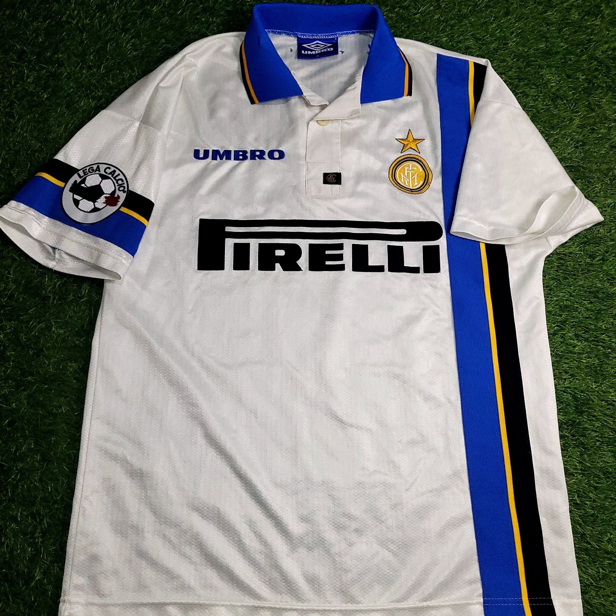 Umbro Ronaldo Inter Milan 1997 1998 DEBUT Away Umbro Soccer Jersey Size US M / EU 48-50 / 2 - 2 Thumbnail