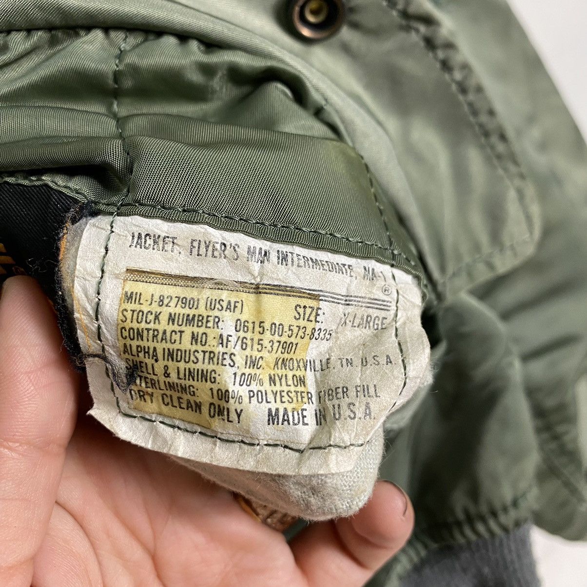 Japanese Brand 80s VINTAGE REVERSIBLE ALPHA RIOT BOMBER JACKET Size US XL / EU 56 / 4 - 15 Thumbnail