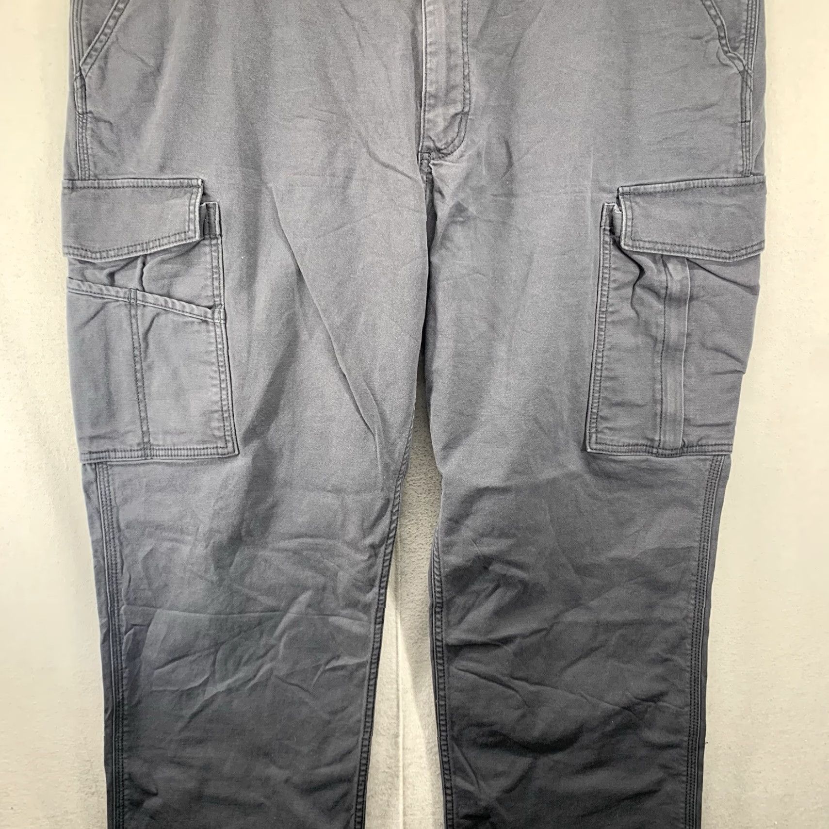 Carhartt VINTAGE Carhartt Work Pants Men 42W x 30in Gray Utility Carpenter Rigid Flex Workwear Size US 42 / EU 58 - 7 Thumbnail