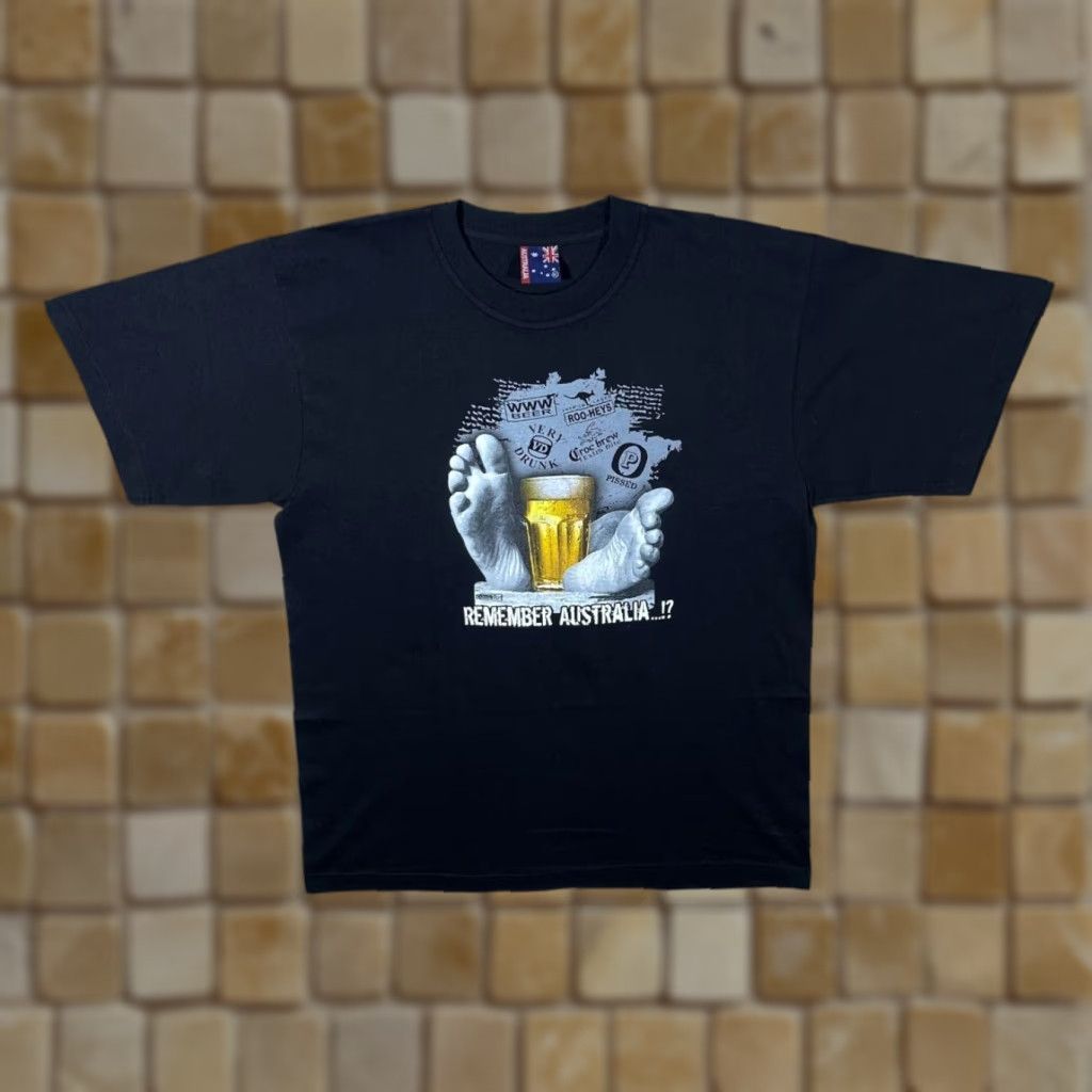 Vintage VINTAGE Early 00’s Remember Australia Beer Novelty Souvenir Graphic Black T-Shirt XL Mens Short Sleeve Cotton Tee Size US XL / EU 56 / 4 - 1 Thumbnail