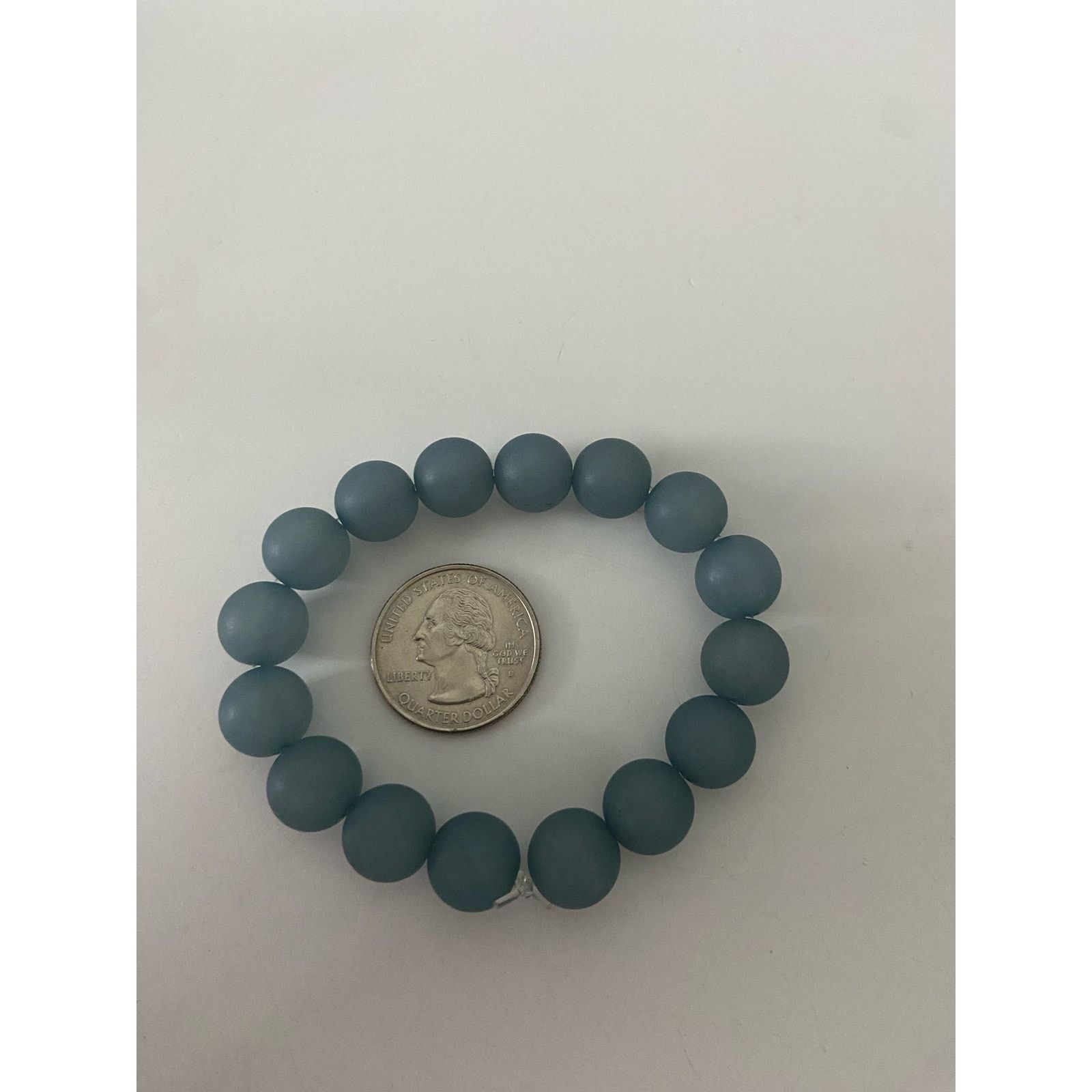 Handmade handmade light blue bead bracelet Size ONE SIZE - 3 Thumbnail