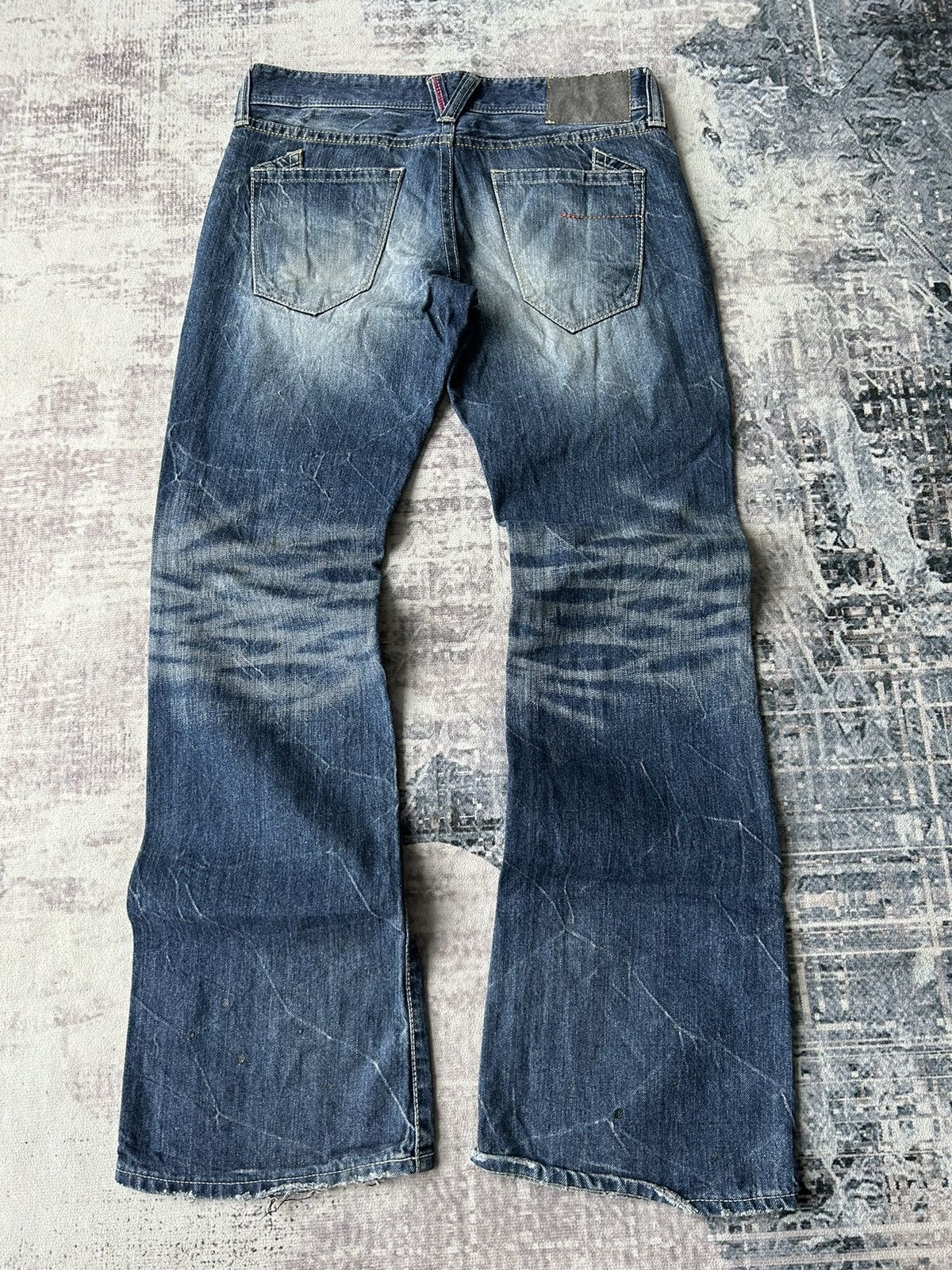 Vanquish Flared Vanquish Mudwash Punk Jeans Size US 31 - 3 Thumbnail