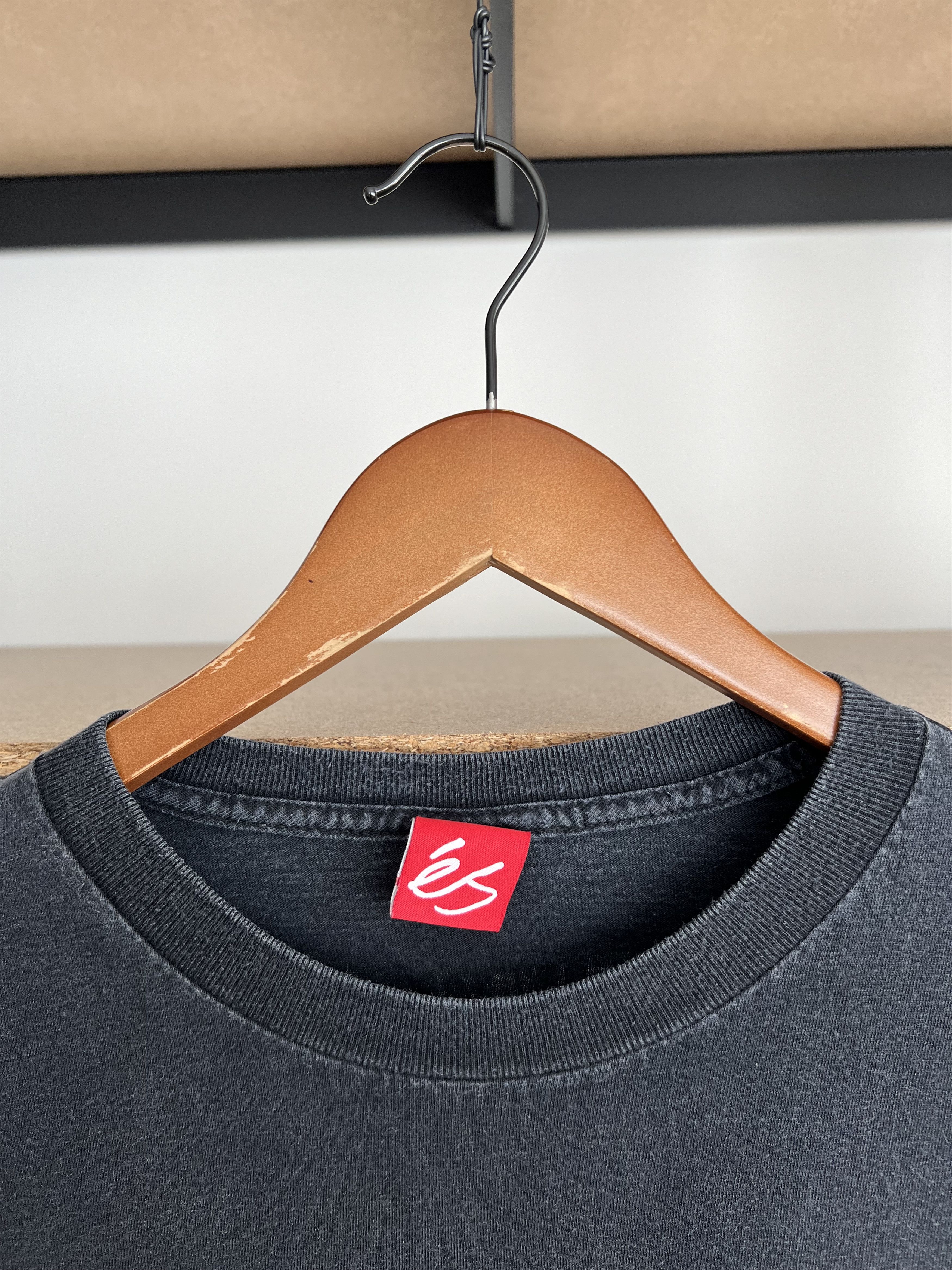 eS Vintage Es Skateboards PJ Ladd Black Long Sleeve T-shirt Size US M / EU 48-50 / 2 - 7 Thumbnail