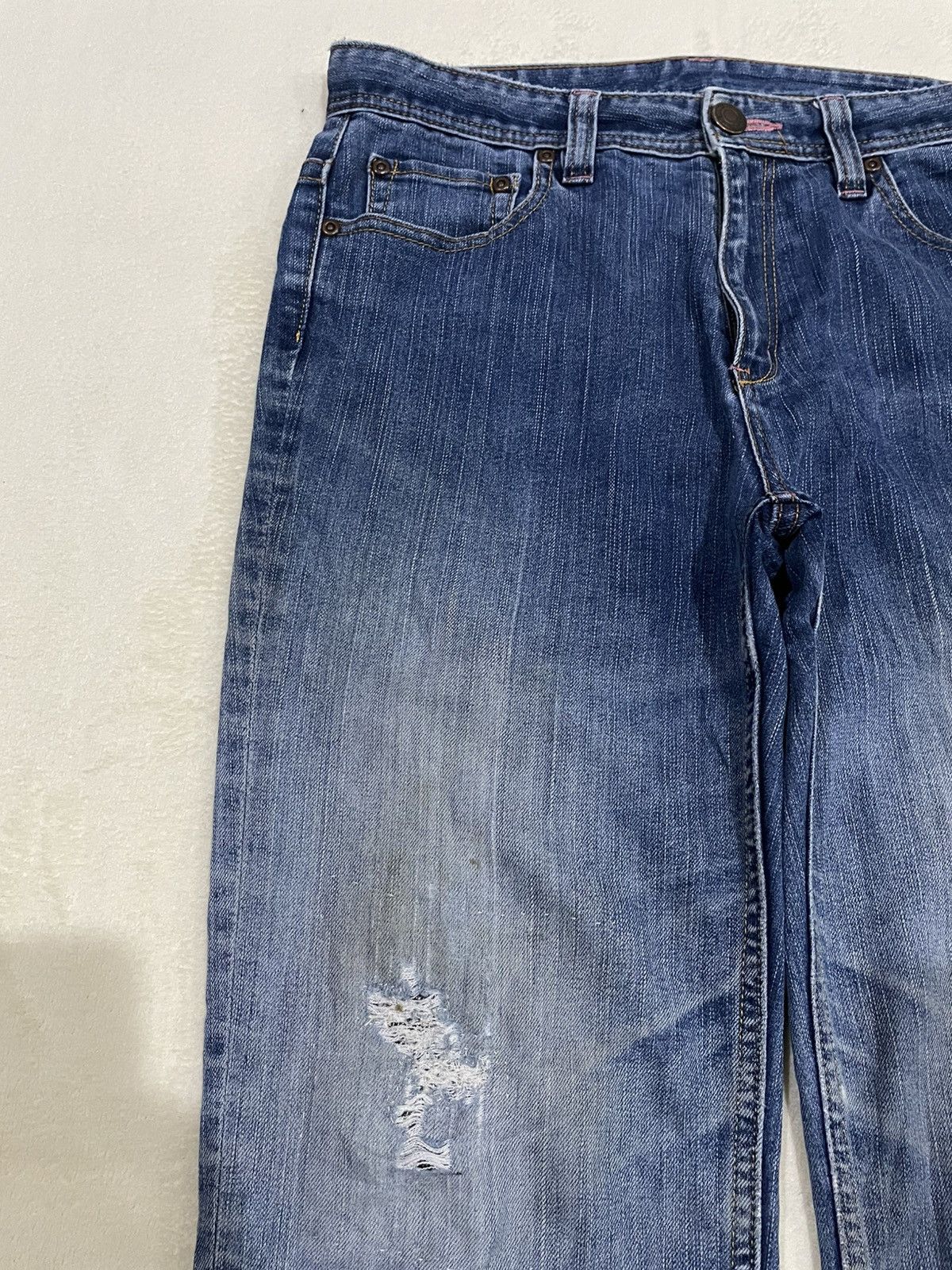 Japanese Brand Vintage Boot Cut Distress Ripped Faded Denim Jeans Size US 31 - 5 Thumbnail