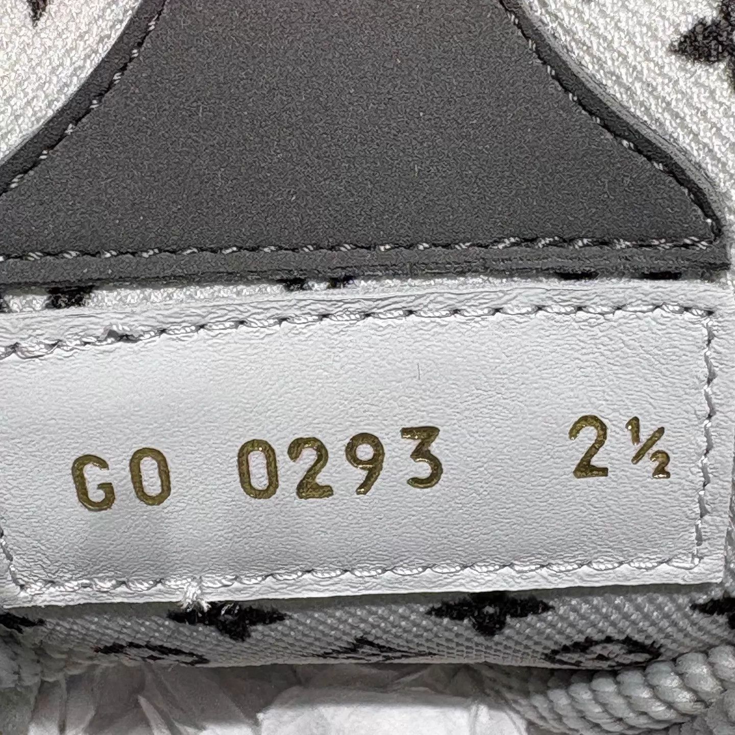 Louis Vuitton LV Skate Sneakers Black & Gray UK2.5 Size US 6 / IT 36 - 8 Thumbnail