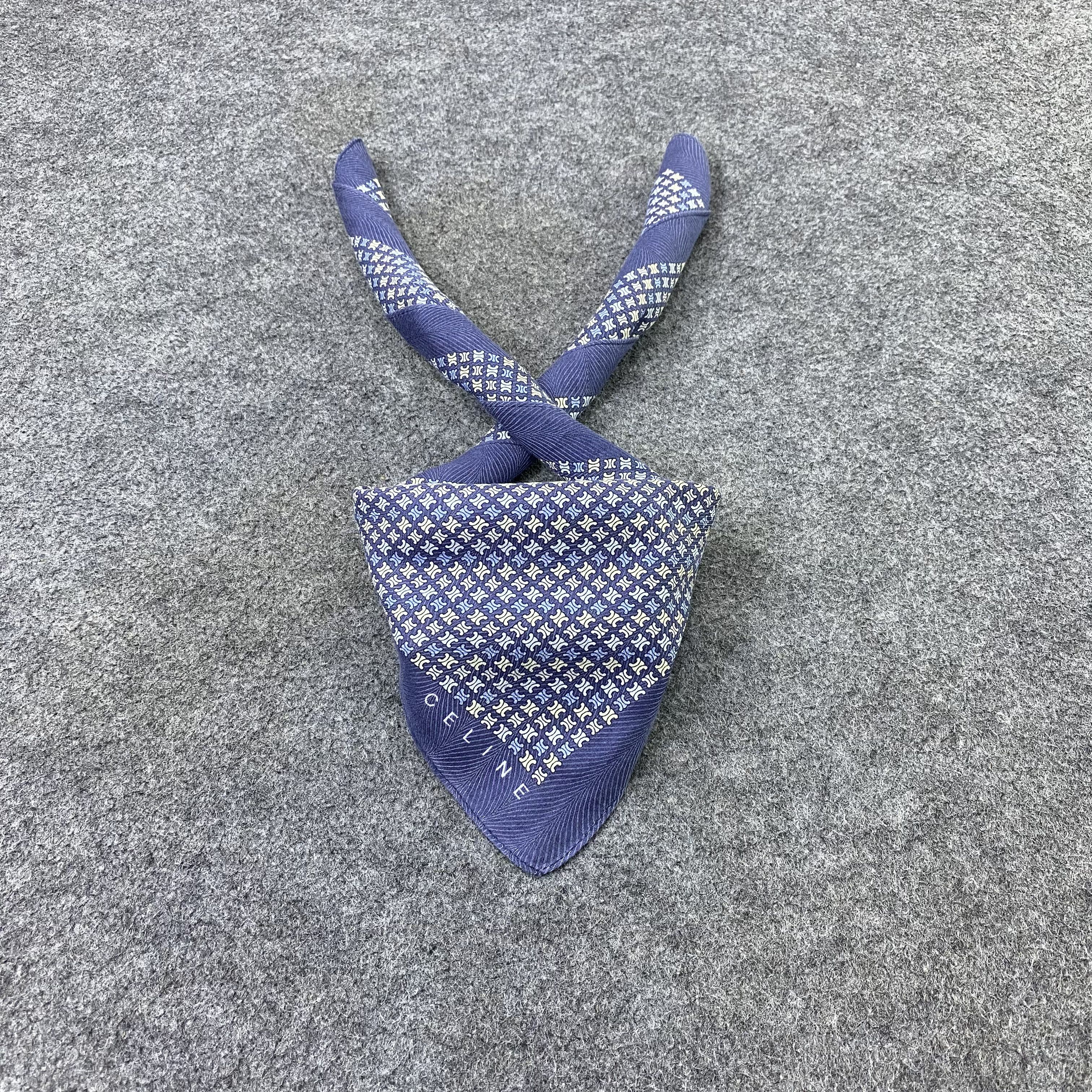 Celine Celine Handkerchief / Bandana / Neckerchief-B2343 Size ONE SIZE - 2 Thumbnail