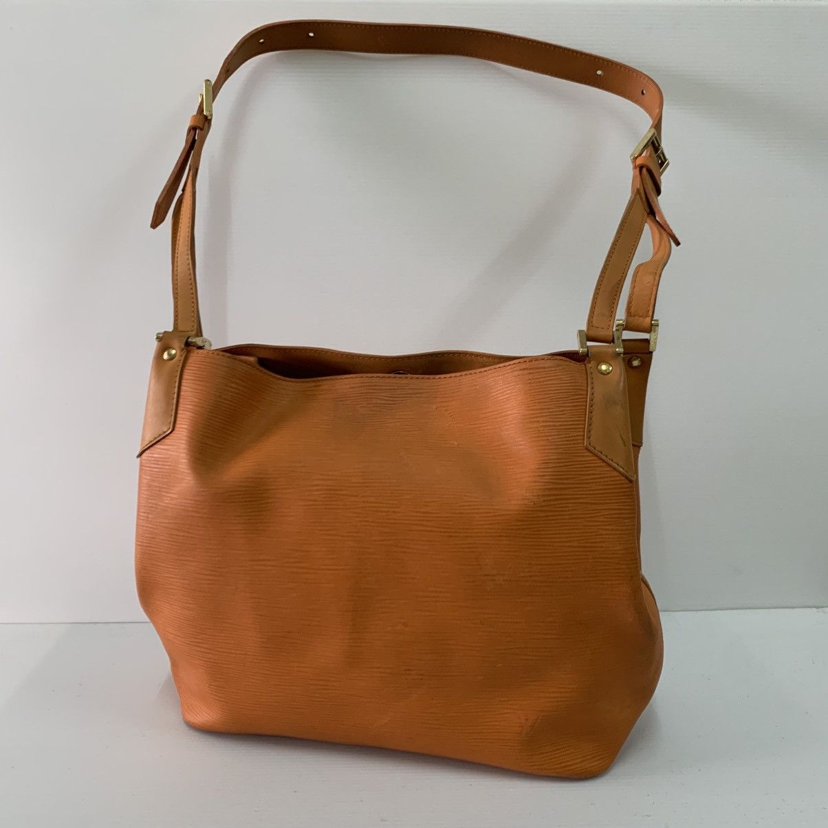 Louis Vuitton Louis Vuitton Epi Leather Bucket Bag Size ONE SIZE - 2 Thumbnail