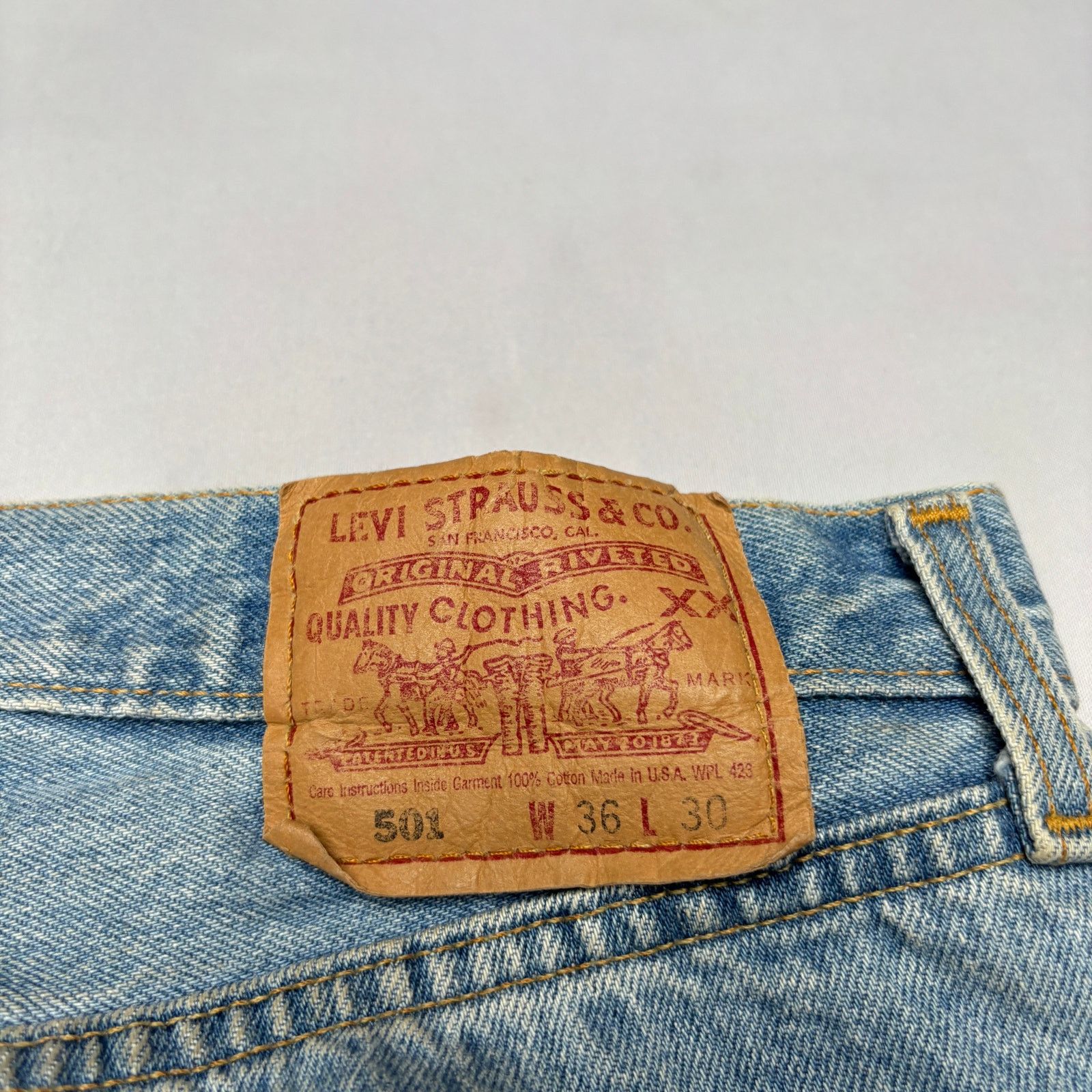 Levi's Vintage 90s Levi's 501 Straight Leg Jeans 33x29 Made in USA Size US 33 - 4 Thumbnail