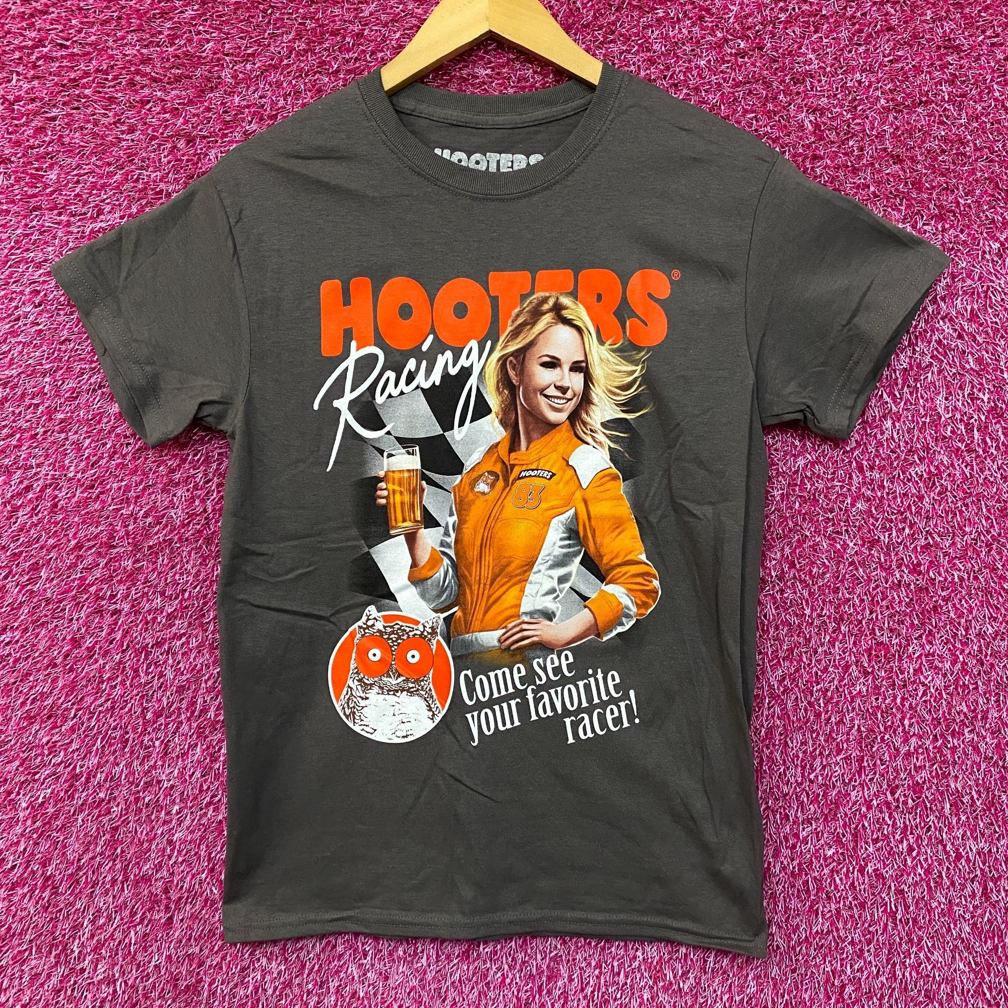 Other Hooters Racing Come See Your Favorite Racer T-Shirt small Size US S / EU 44-46 / 1 - 1 Thumbnail