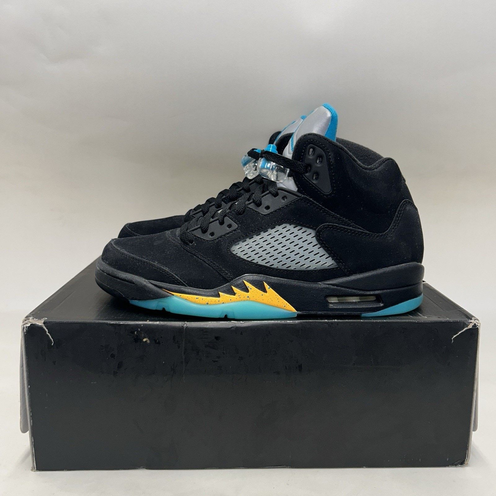 Jordan Brand Nike Air Jordan 5 Retro OG “Aqua/Black Yellow Blue” Size US 9.5 / EU 42-43 - 6 Thumbnail