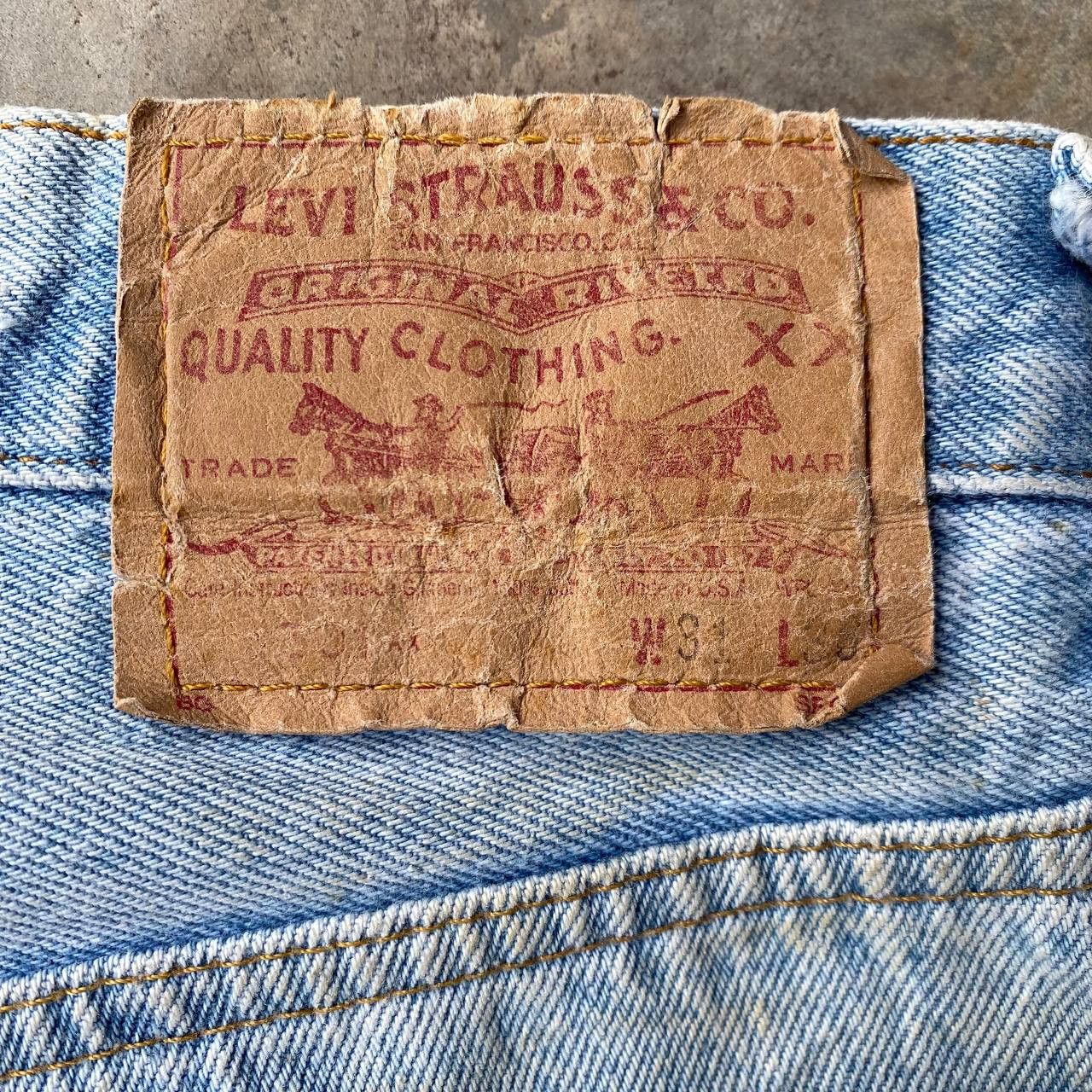 Levi's × Vintage VINTAGE 1989 LEVIS 501XXSTONEWASH DIRTY 555 BUTTON W29X32.5 Size US 29 - 8 Thumbnail