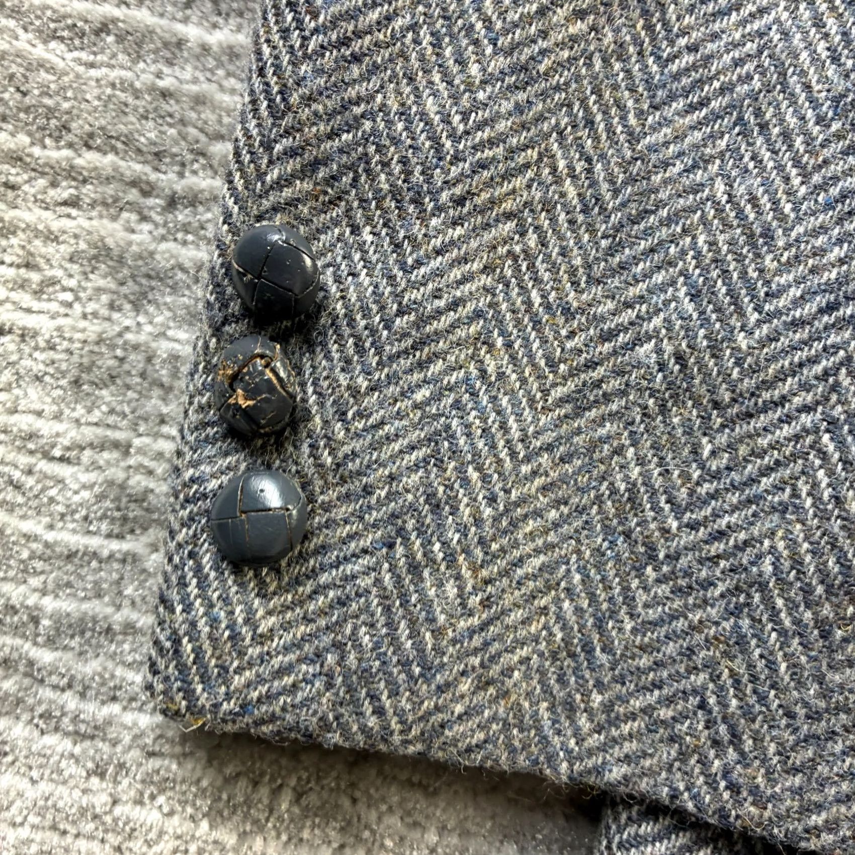 Vintage VINTAGE Regent Clothes Wool Tweed Herringbone Blazer 42 Gray Mens Jacket Blazer Regular Notch 2-Button Single-Breasted Ivy Size 42R - 7 Thumbnail
