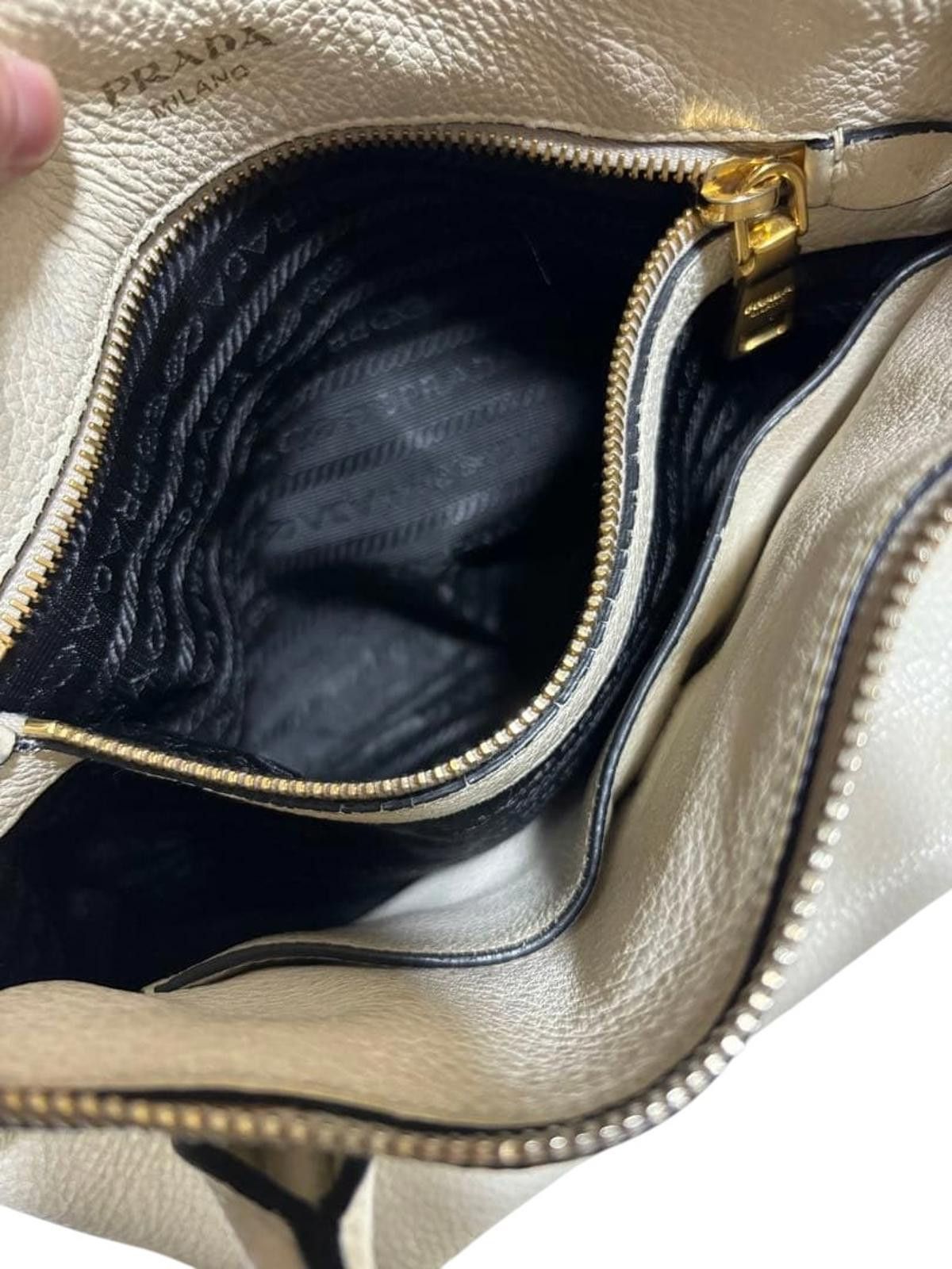 Prada Prada - White Leather Women's Satchel Bag Size ONE SIZE - 5 Thumbnail