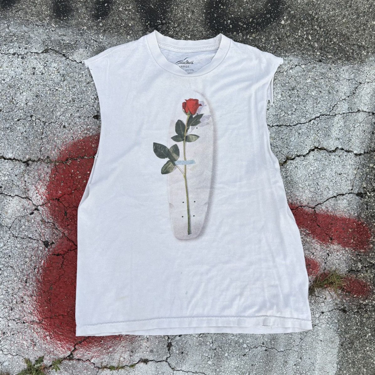 Designer × Other × Vintage white muscle tee with red rose graphic | men’s size large Size US L / EU 52-54 / 3 - 1 Thumbnail
