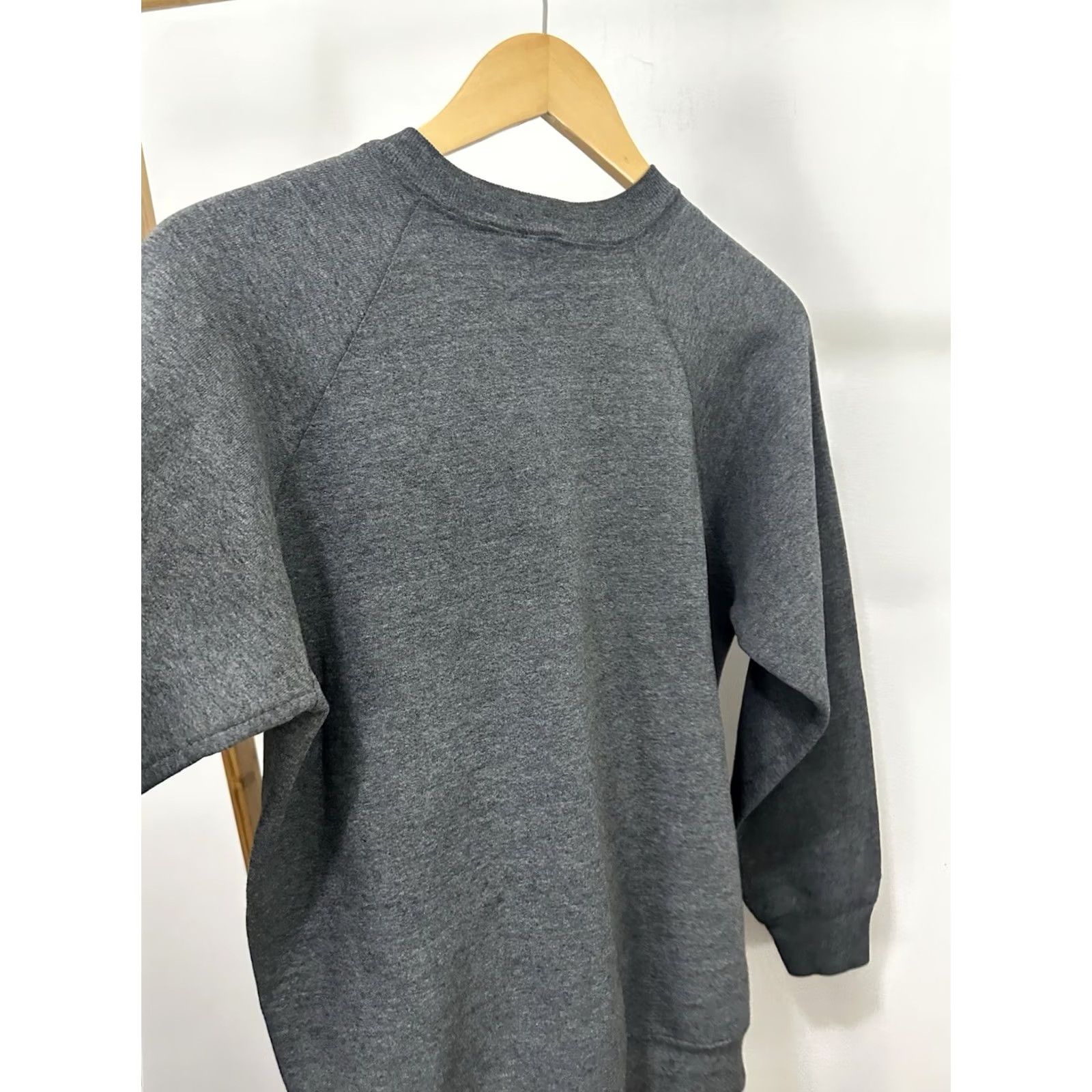 Vintage VTG Grunge Raglan Sweatshirt Size M Black Mens Crewneck Boxy Pullover Distressed Workwear 90s Style Size US M / EU 48-50 / 2 - 4 Thumbnail