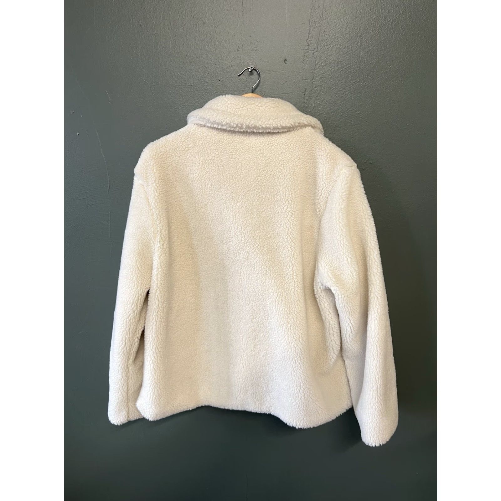 Gap Gap Peacoat Jacket Ivory Size L Women Sherpa Size L / US 10 / IT 46 - 2 Thumbnail