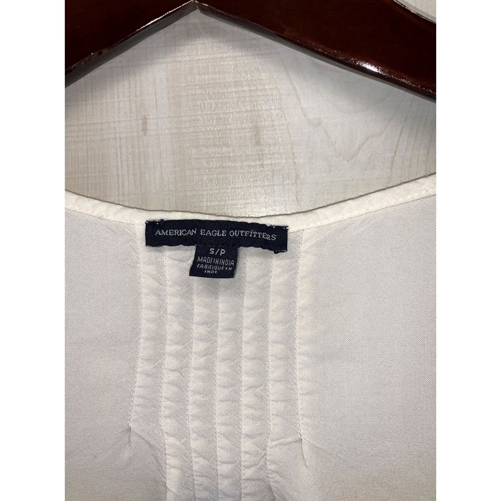 American Eagle Outfitters VINTAGE American Eagle Blouse 3/4 Sleeve Ruffle Ivory Top Womens S XS? Size S / US 4 / IT 40 - 2 Thumbnail