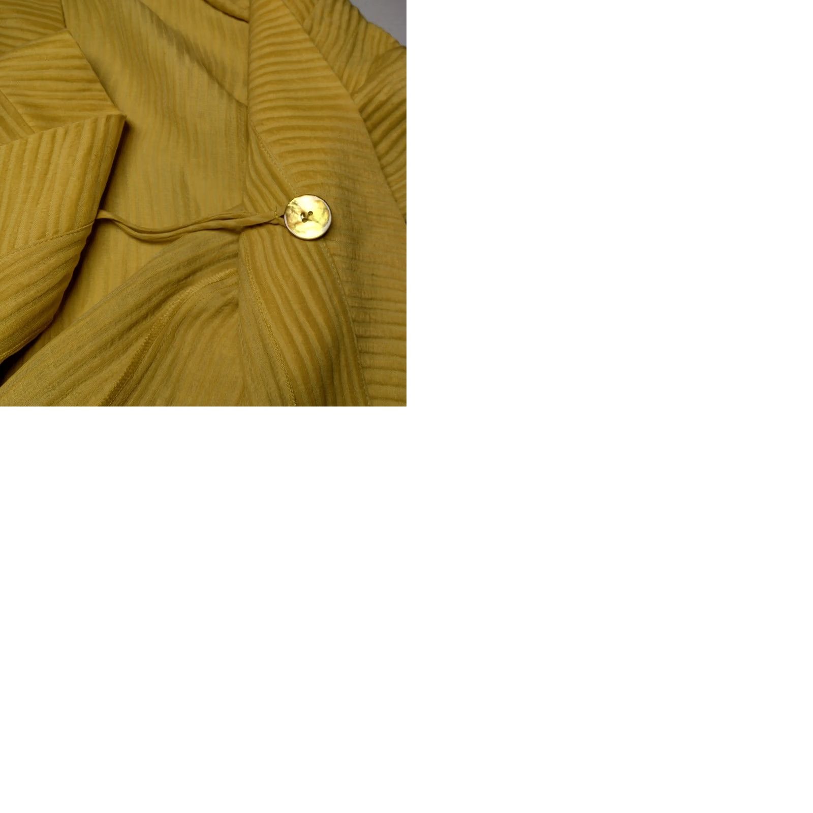 Vintage Lagenlook Blouse Cardigan One Size Linen Silk Gold Ribbed Long Sleeve Band Neck Gold Women Regular Earthy Natural Fall Spring Winter Gently Used Size ONE SIZE - 11 Thumbnail