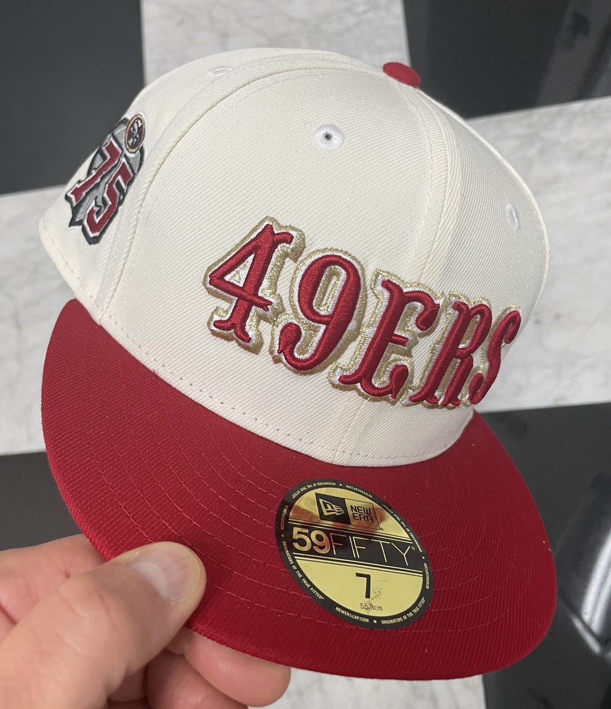 New Era 🔥49ers fitted size 7 other sizes available Size ONE SIZE - 1 Thumbnail