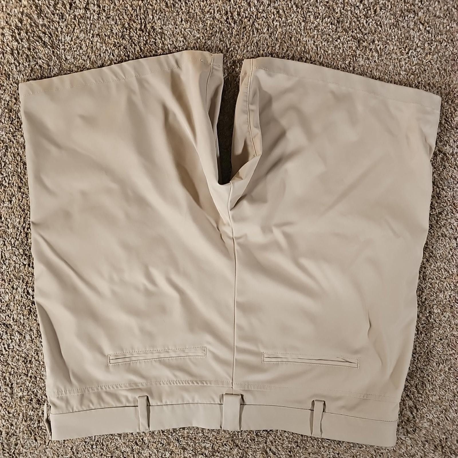Lee LEE Cooltex Sport Sz 42 Khaki Golf Shorts Size US 42 / EU 58 - 6 Thumbnail