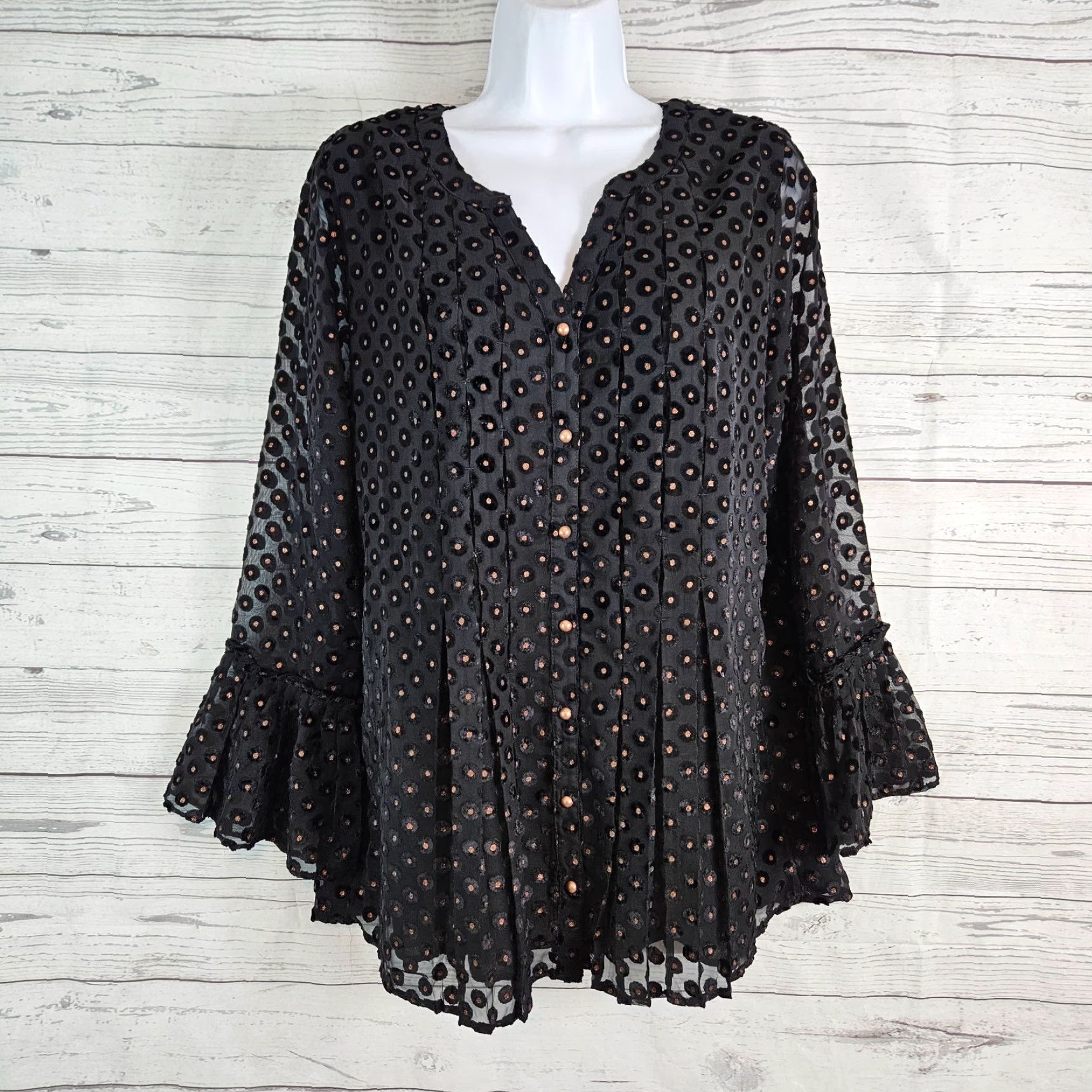 Soft Surroundings Soft Surroundings Blouse Shirt Womens Medium Black Velvet Calm Swiss Dot Long Sleeve 27" 20.5" 22.5" Modern Size M / US 6-8 / IT 42-44 - 2 Thumbnail