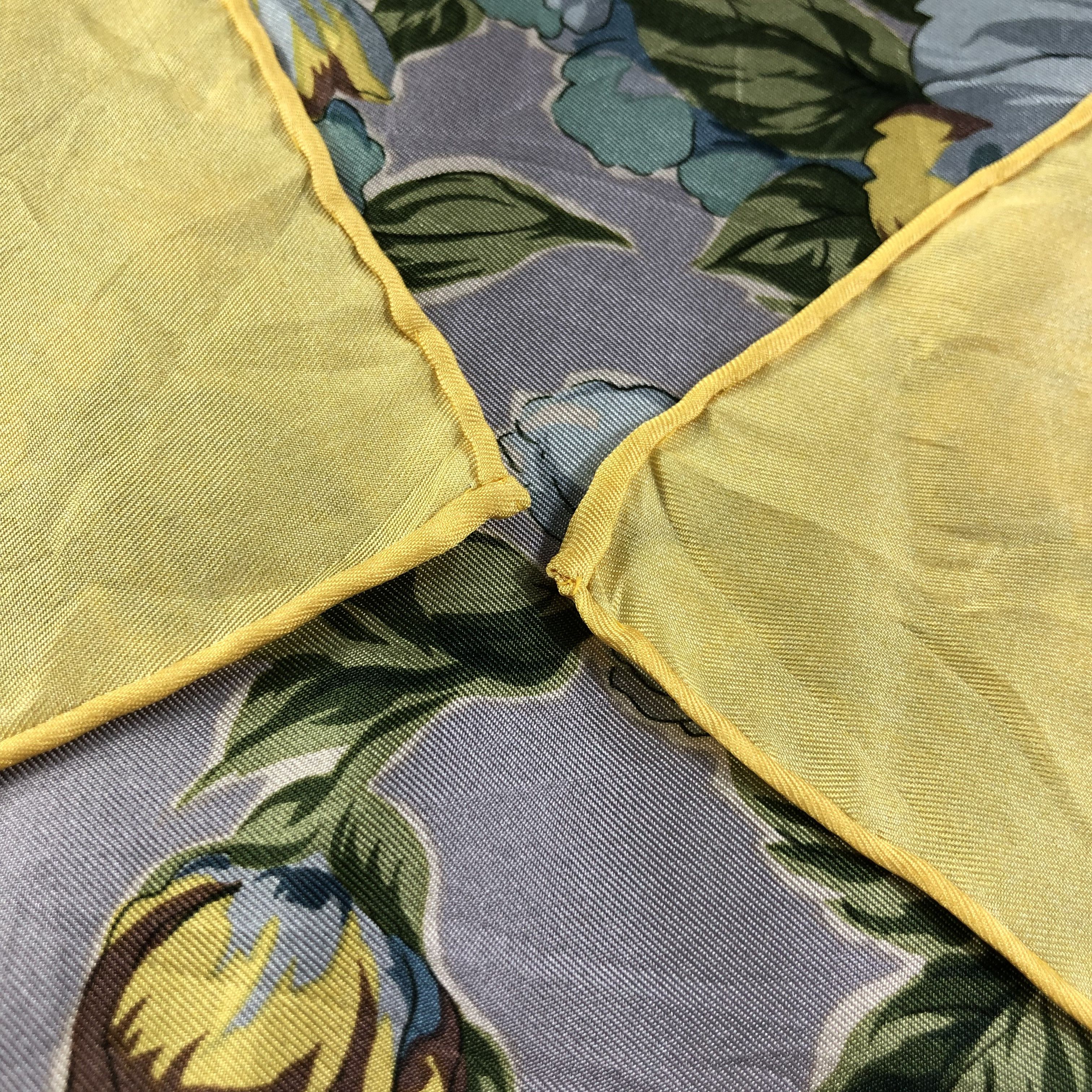 Japanese Brand Luxury Hand Rolled Floral Silk Scarf M831 Size ONE SIZE - 3 Thumbnail