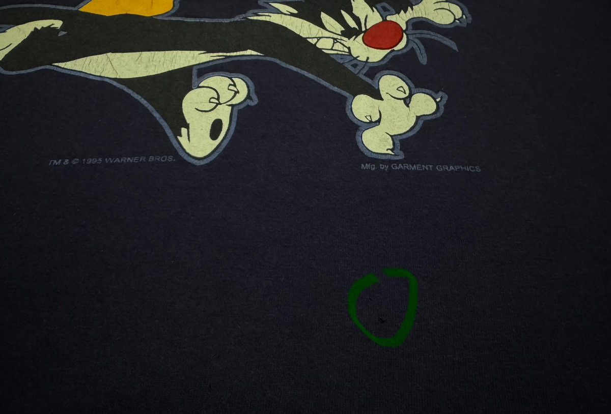Disney Vintage 90’s Looney Tunes Made in USA Size US L / EU 52-54 / 3 - 7 Thumbnail
