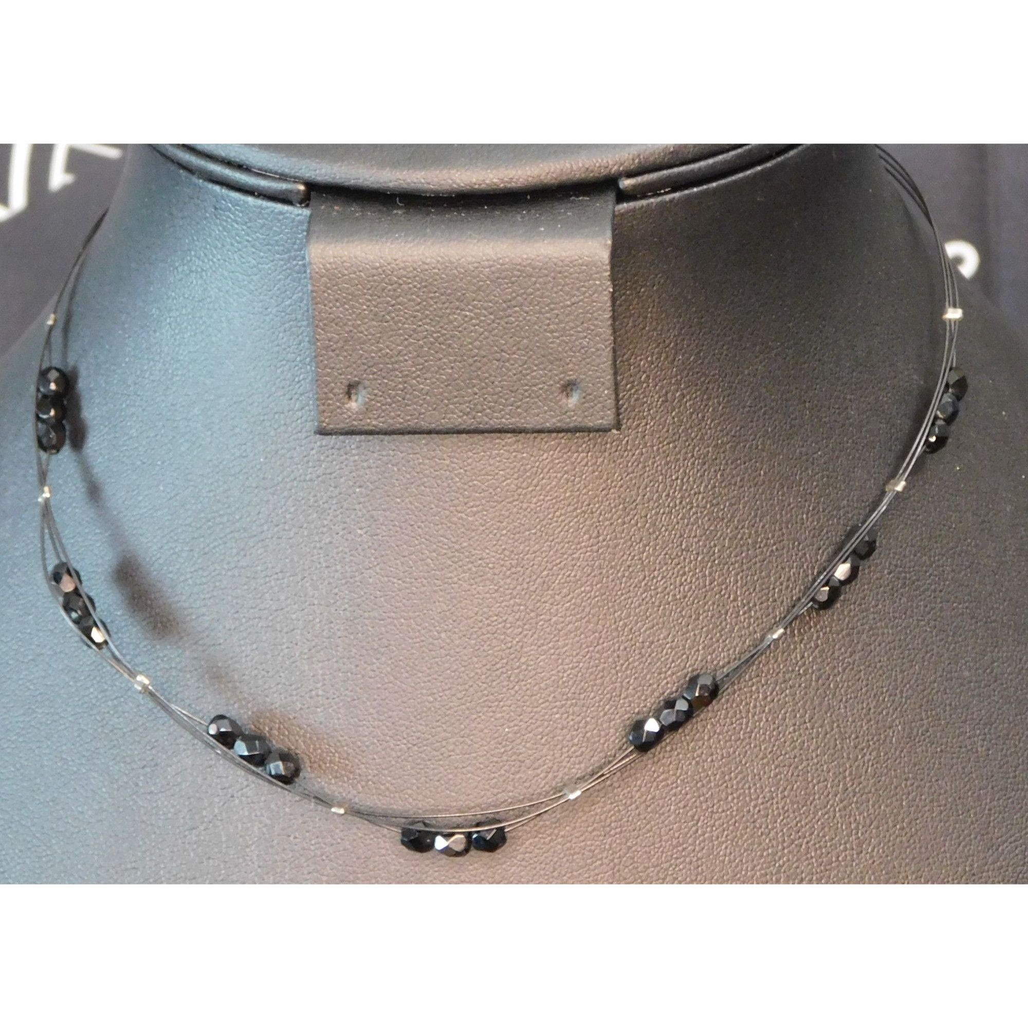 Express Express Minimalist Gothic Station Necklace Size ONE SIZE - 1 Thumbnail