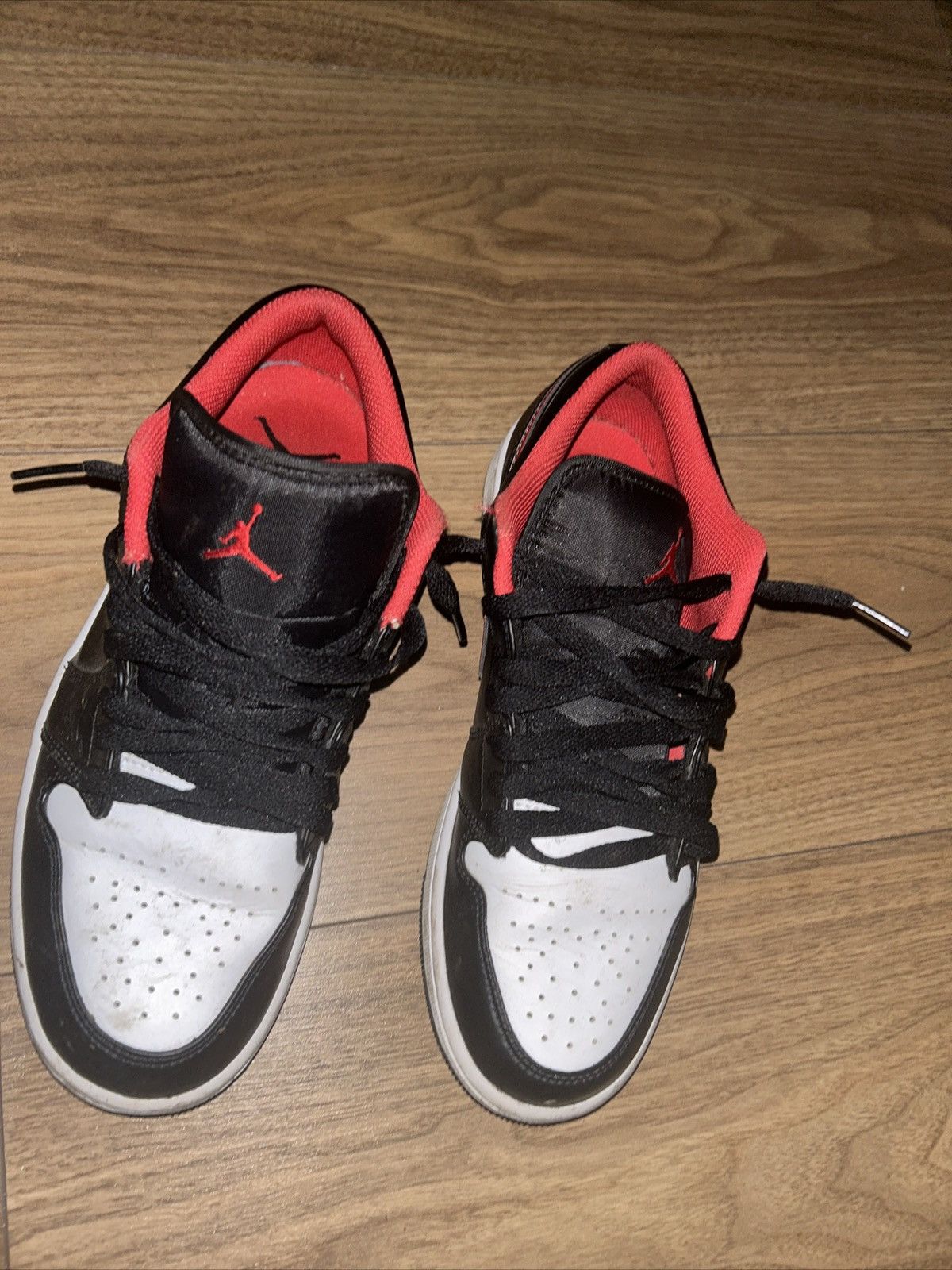 Jordan Brand × Nike Jordan 1s low Size US 8.5 / EU 41-42 - 1 Thumbnail
