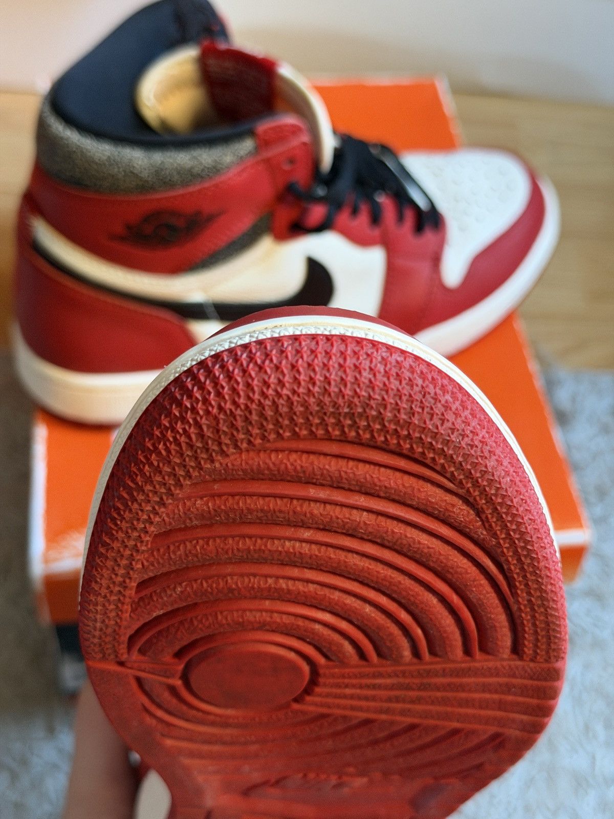 Nike Nike Jordan Retro 1 “Lost and Found” Chicago Size US 7.5 / EU 40-41 - 9 Thumbnail