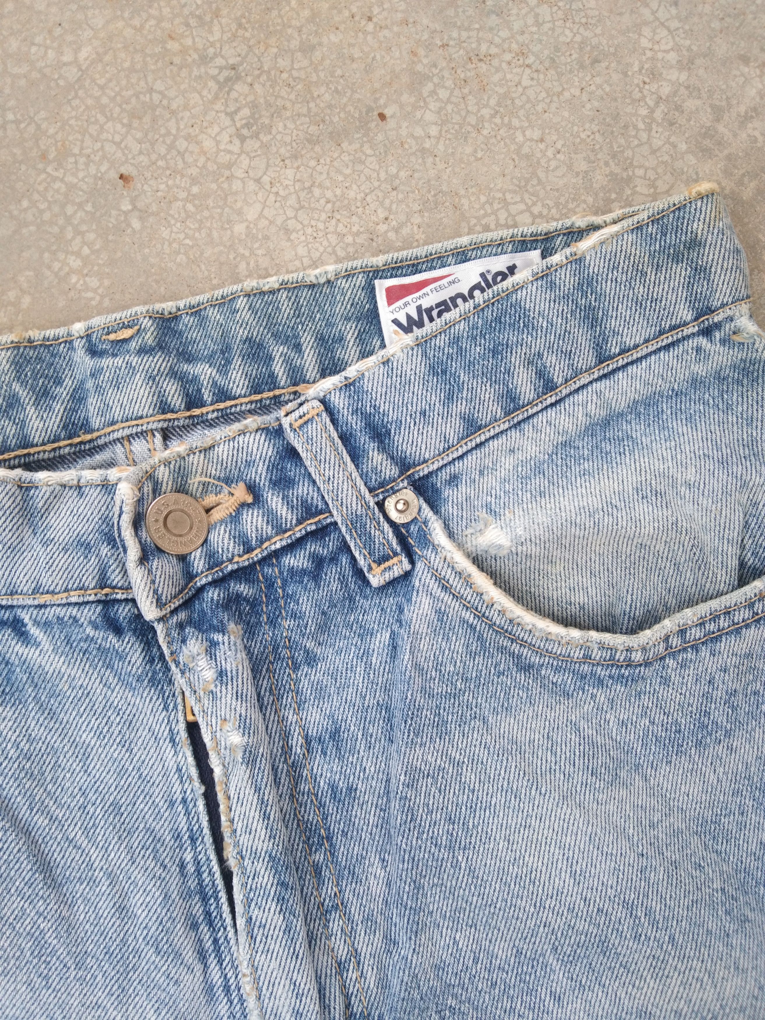 Japanese Brand Vintage Wrangler USA Distressed Jeans 27x30 Size US 27 - 6 Thumbnail
