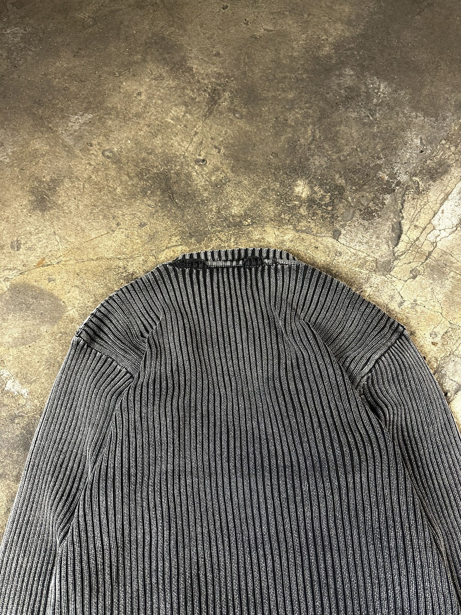 Japanese Brand Vintage Y2k Archive Avant Garde Faded Knit Sweater 2000s Size US L / EU 52-54 / 3 - 7 Thumbnail