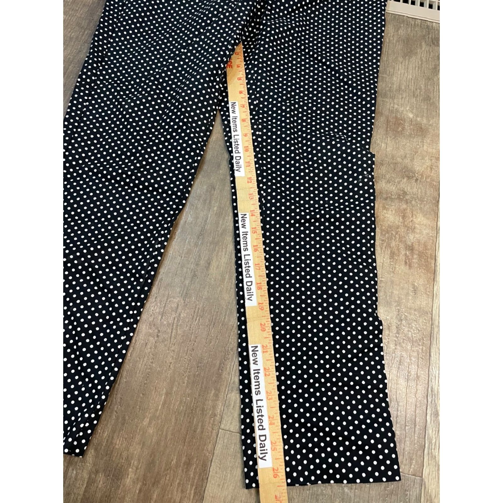 White House Black Market White House Black Market Pants Womens Size 8 Black White Polka Dots Dress Pants Woman Size 30" / US 8 / IT 44 - 3 Thumbnail