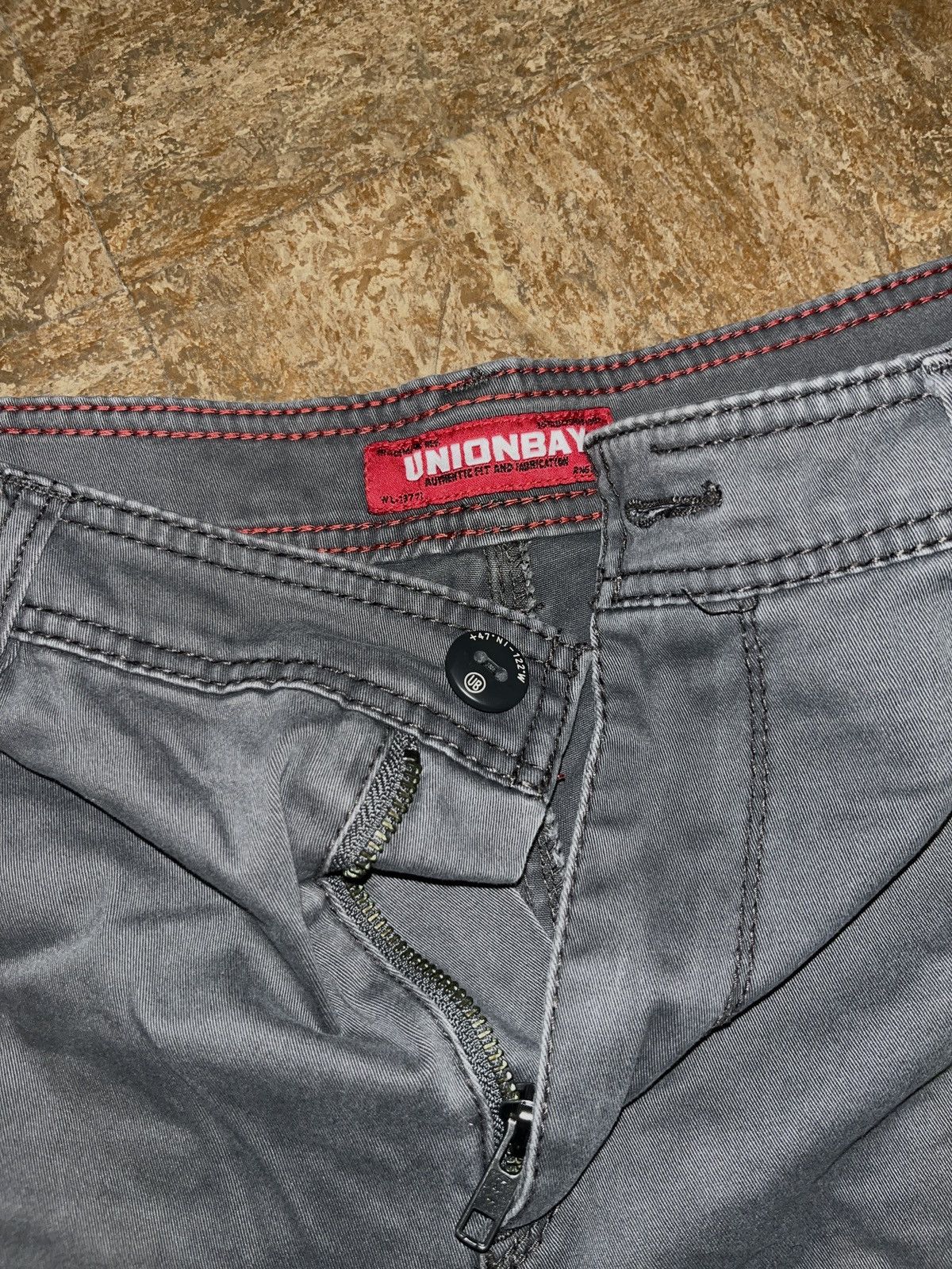 UNIONBAY Grey Shorts Size US 34 / EU 50 - 4 Thumbnail