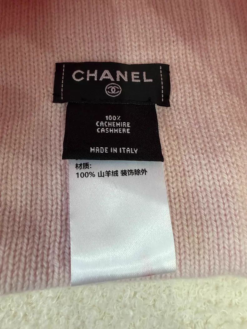 Chanel Chanel Pink rhinestone love cold hat Size ONE SIZE - 3 Thumbnail
