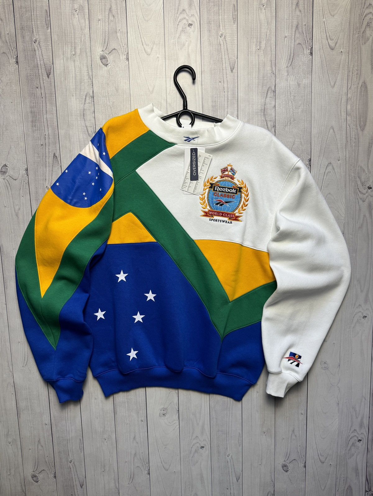 image of Reebok x Soccer Jersey Brasil Soccer Sweatshirt Big Logo Brazil Flag Football Team in Green (Size X