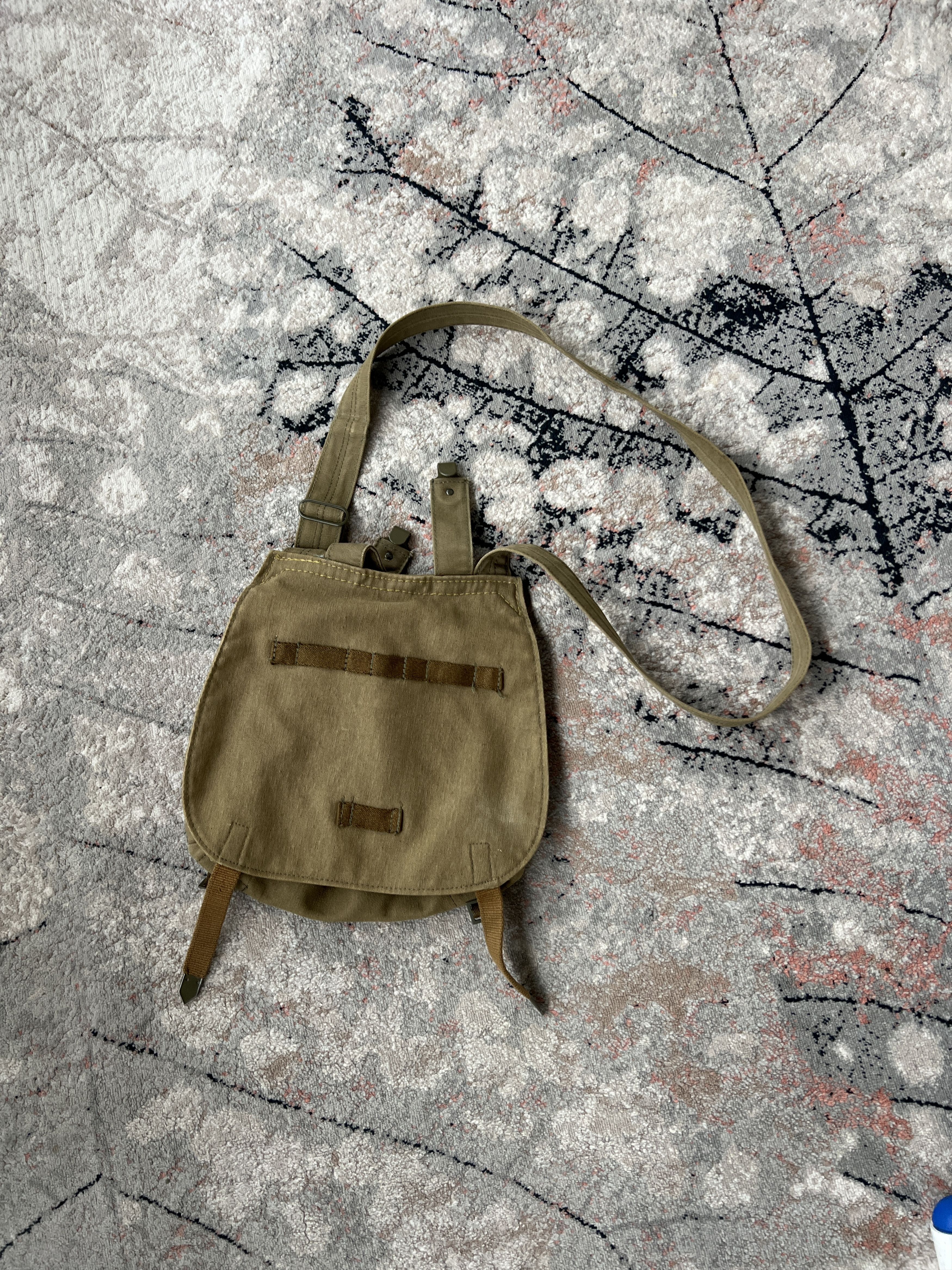 Japanese Brand Vintage Military Bag Size ONE SIZE - 1 Thumbnail