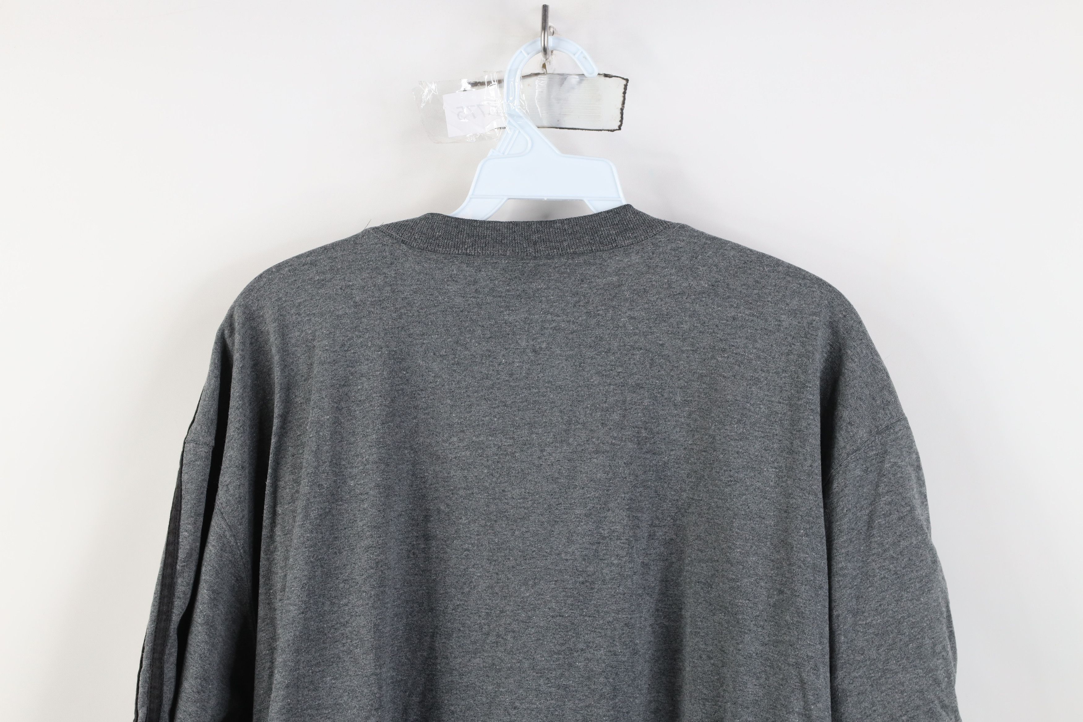 Adidas Vintage 90s Adidas Spell Out Striped T-Shirt Gray USA Size US L / EU 52-54 / 3 - 13 Thumbnail