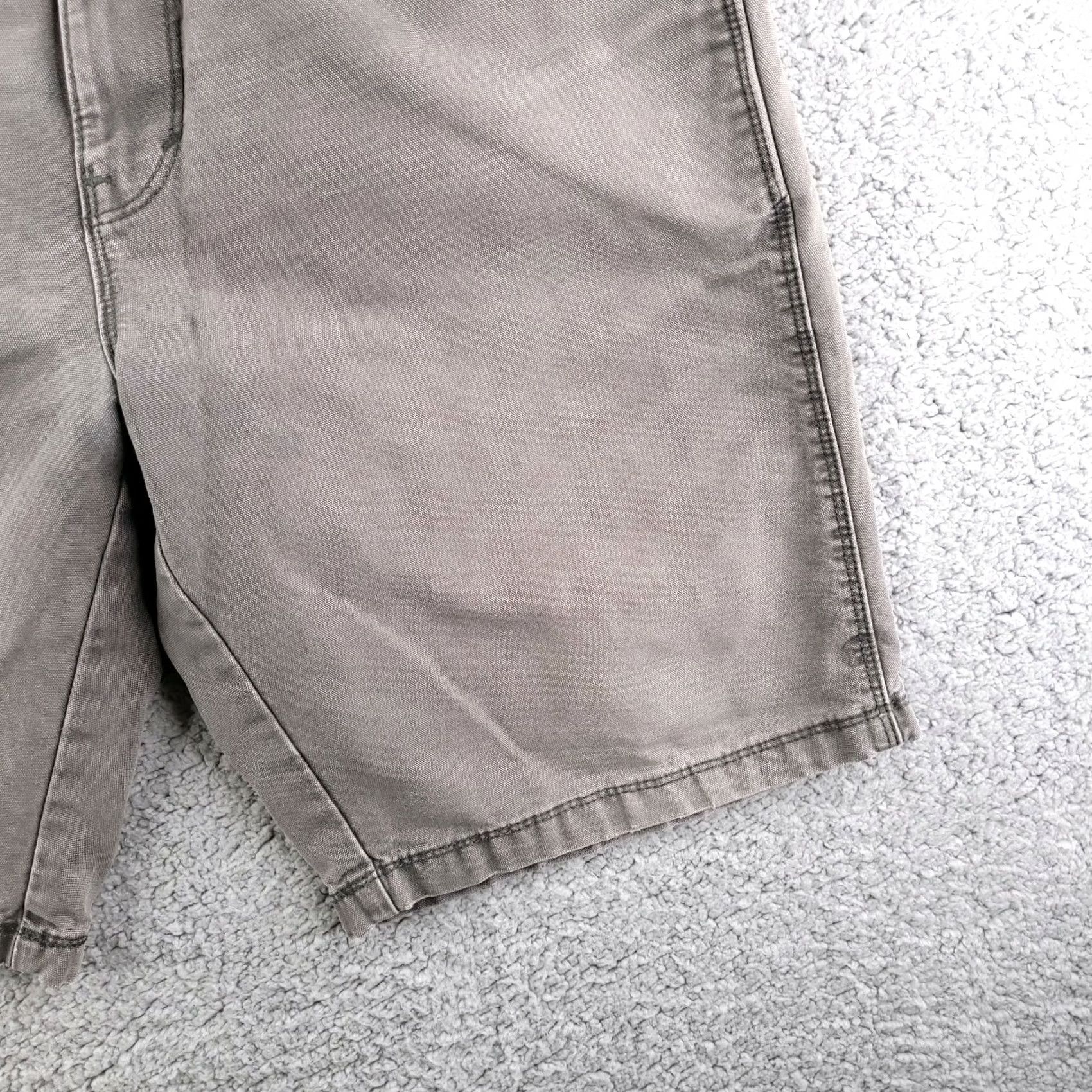Eddie Bauer Eddie Bauer Jeans Shorts Men 36 Gray Brown Dyed Distressed Denim Biker Vintage: No (adjusted) Size US 36 / EU 52 - 3 Thumbnail