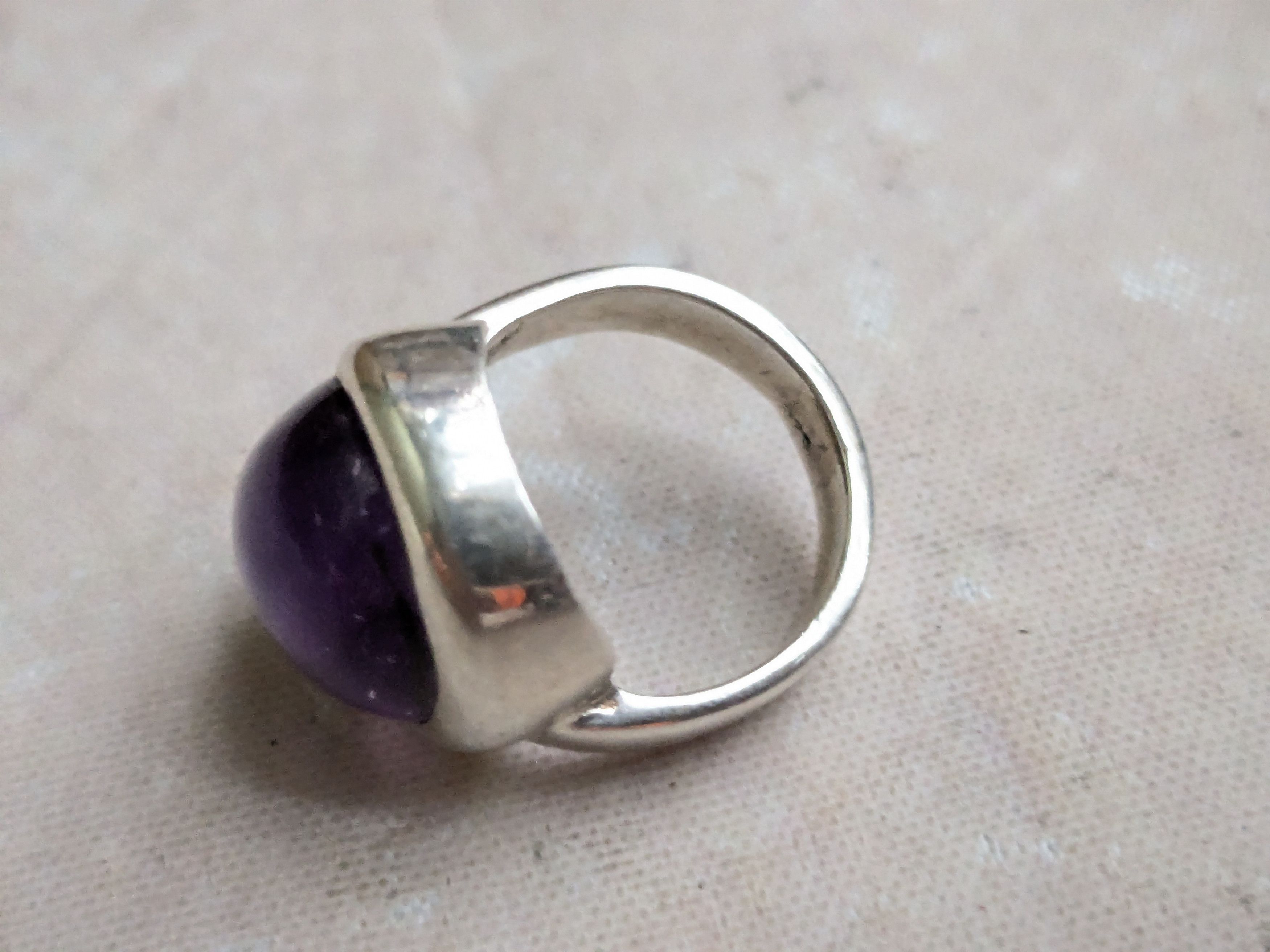 Sterling Silver Vintage Sterling Silver Ring Purple Amethyst 6 Teardrop Size ONE SIZE - 8 Thumbnail