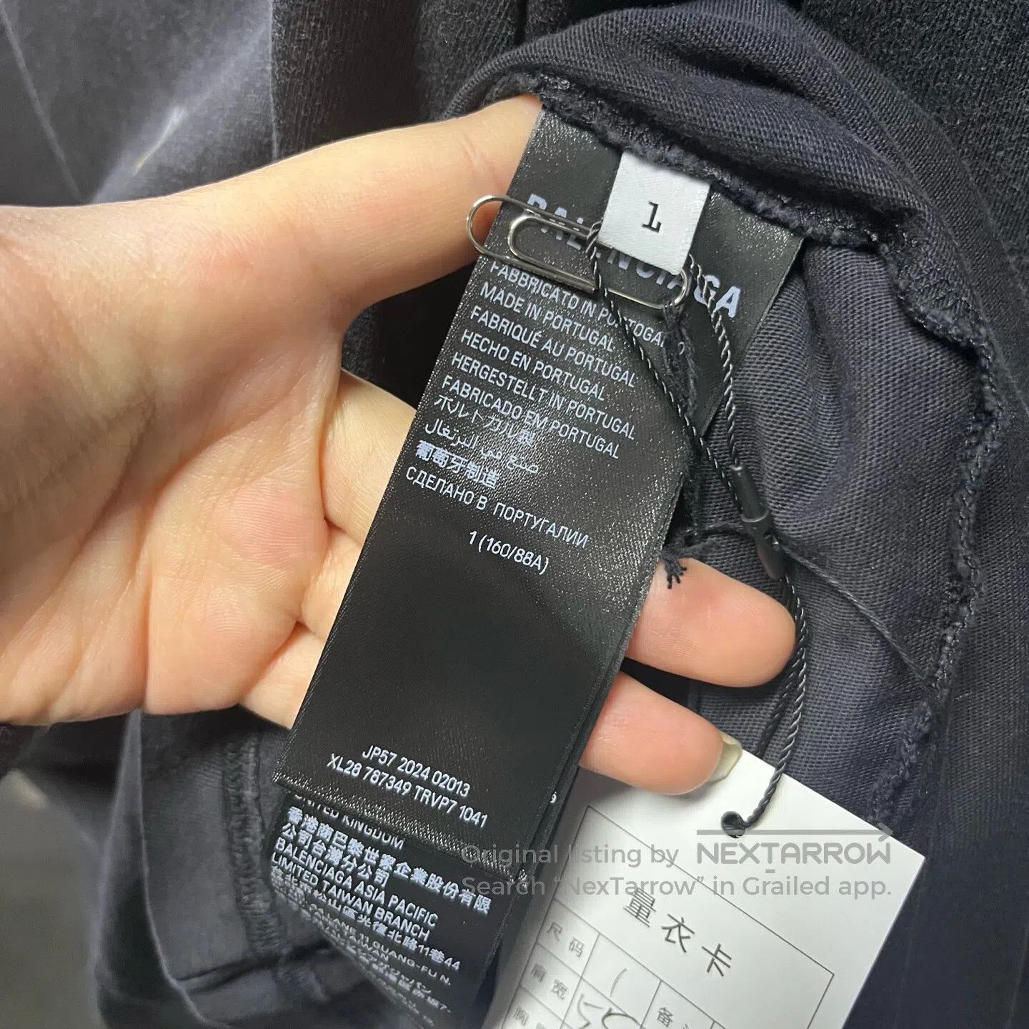 Balenciaga Balenciaga Black letter-pattern printed round-necked pullo Size US S / EU 44-46 / 1 - 4 Thumbnail