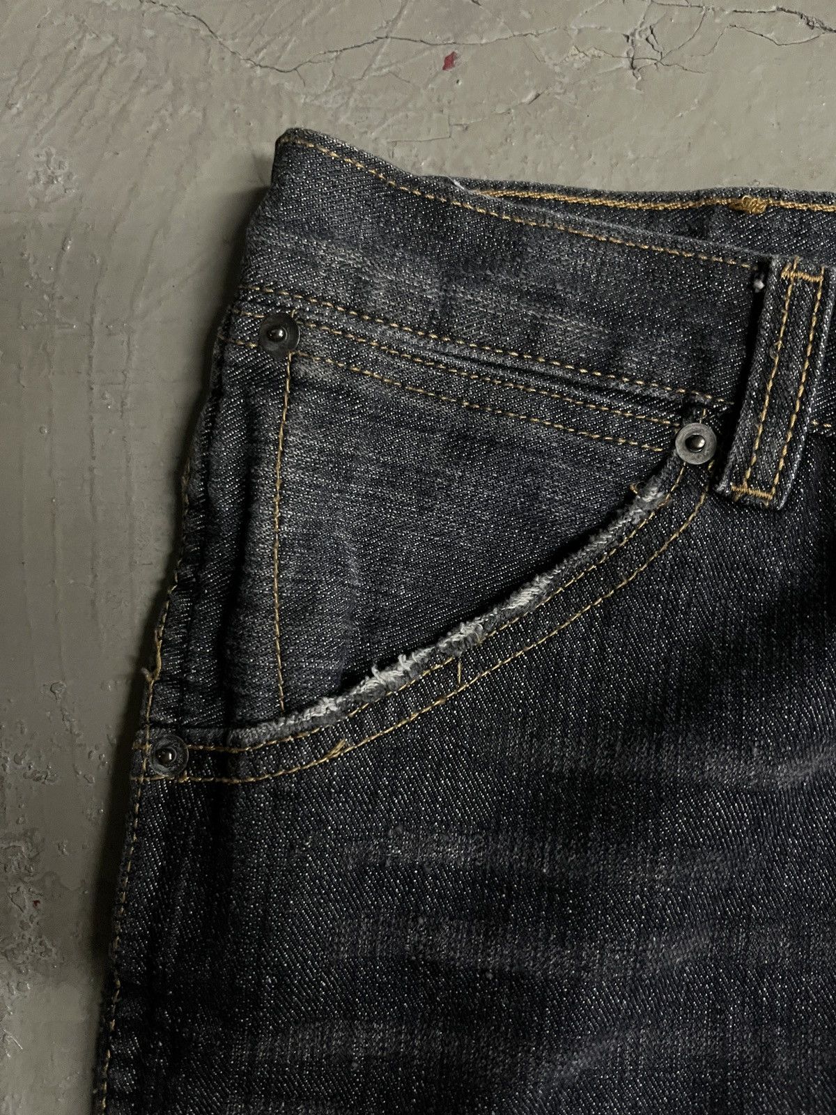 Number (N)ine Number (N)ine ‘Give Peace A Chance’ Patch Jeans Size US 32 / EU 48 - 11 Thumbnail