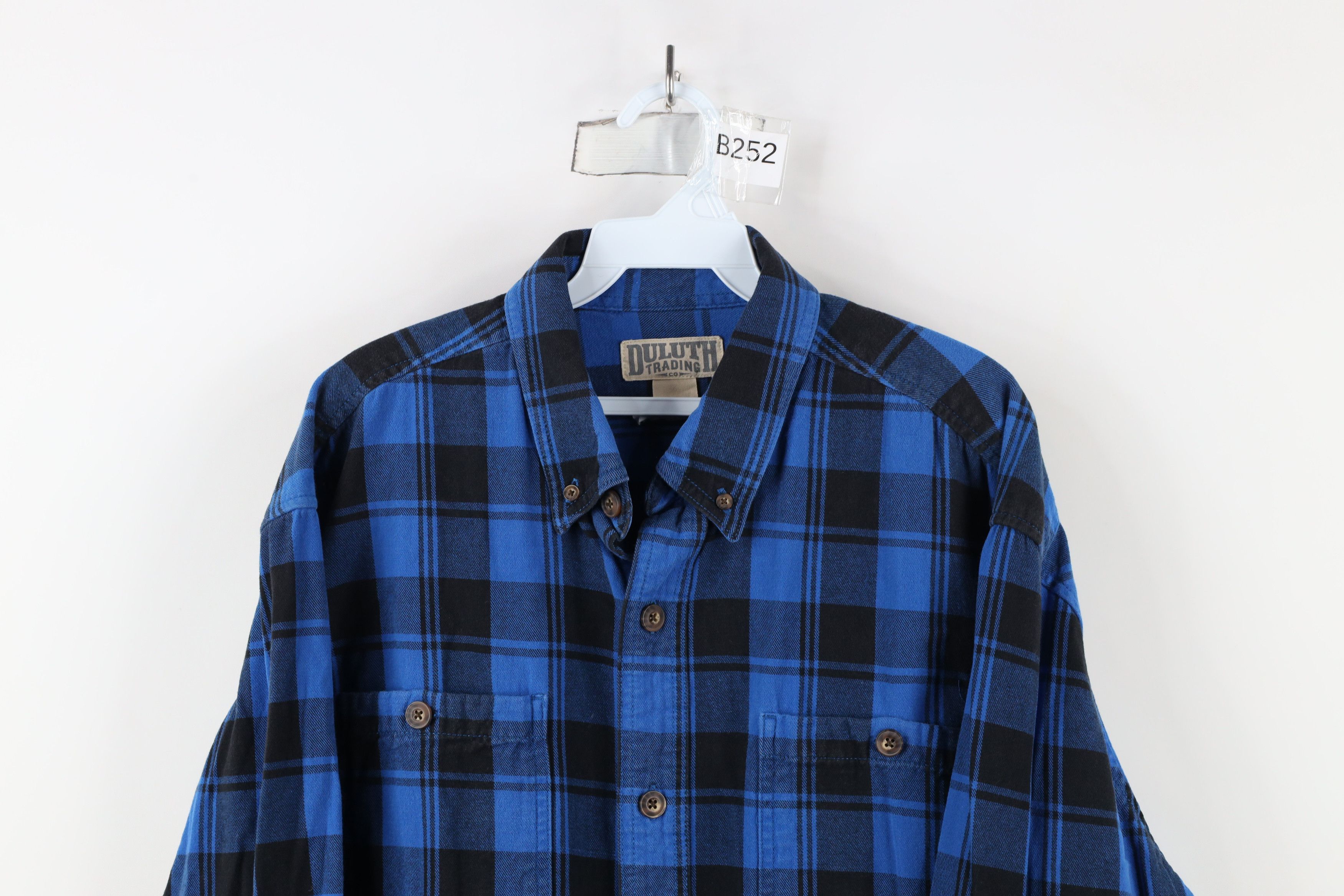 Duluth Trading Company × Vintage Duluth Trading Co Flannel Collared Button Down Shirt Blue Size US L / EU 52-54 / 3 - 2 Thumbnail