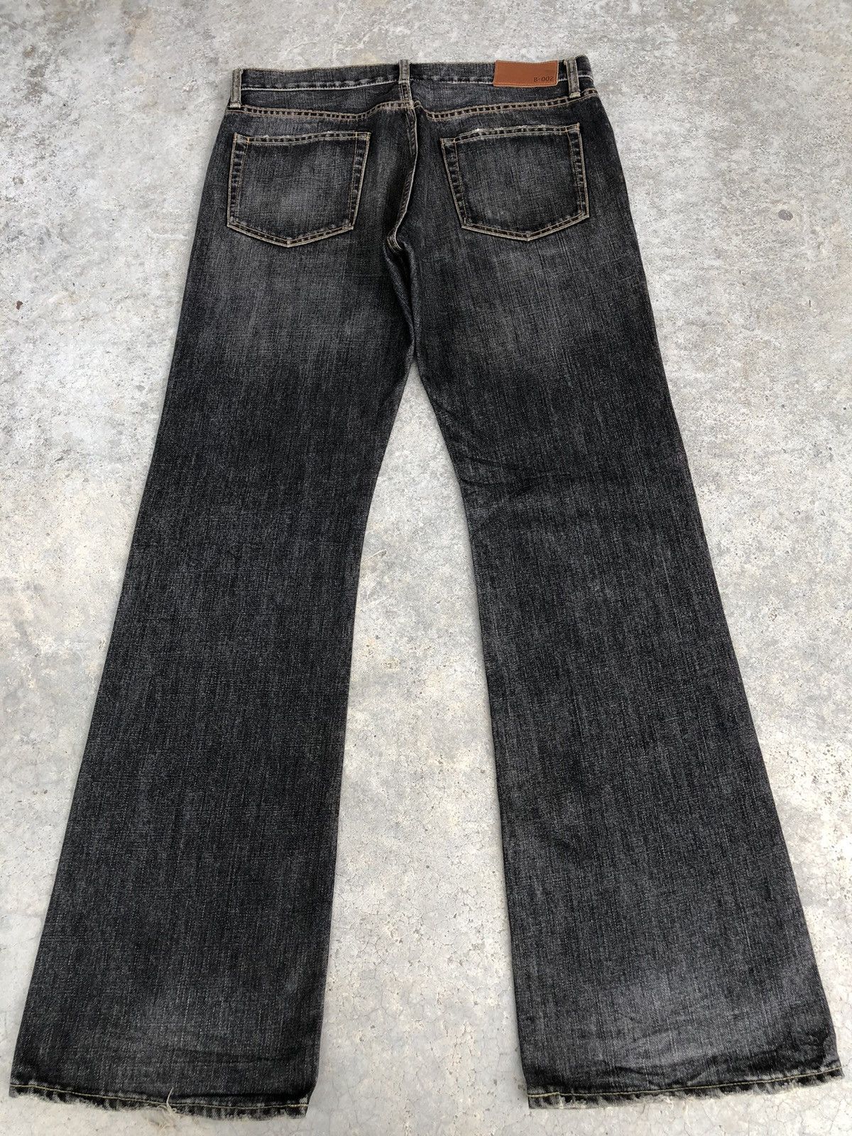 If Six Was Nine Japanese Uniqlo Flared Jeans Distressed Jeans Size US 33 - 2 Thumbnail