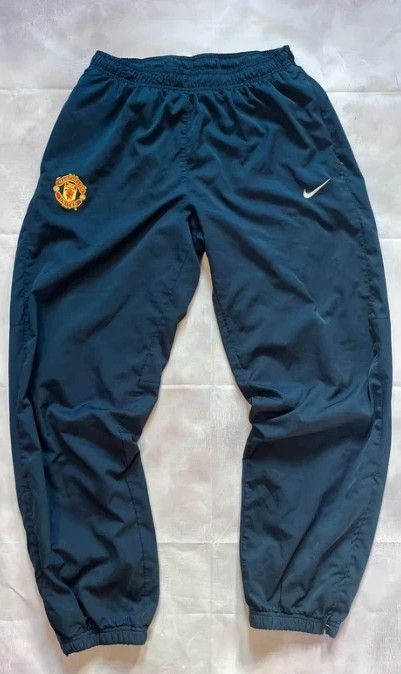 Nike Nike Manchester United Vintage Rustlers Baggy Wide Leg Pants Size US 37 - 3 Thumbnail
