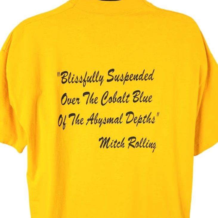 Fruit Of The Loom VINTAGE Grand Turk Diving T Shirt Mens XL 90s Undertoad Made In USA Yellow Cotton Blend Short Sleeve Crew Neck Size US L / EU 52-54 / 3 - 4 Thumbnail