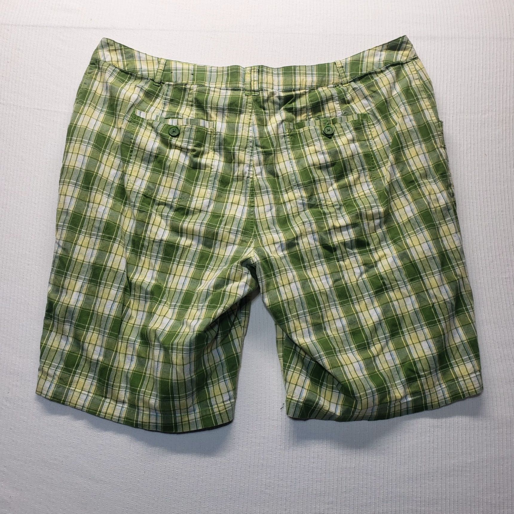 Vintage Lane Bryant Shorts Bermuda Green Plaid Pockets Plus Size 26 Womens Size 26" / US 2 / IT 38 - 7 Thumbnail