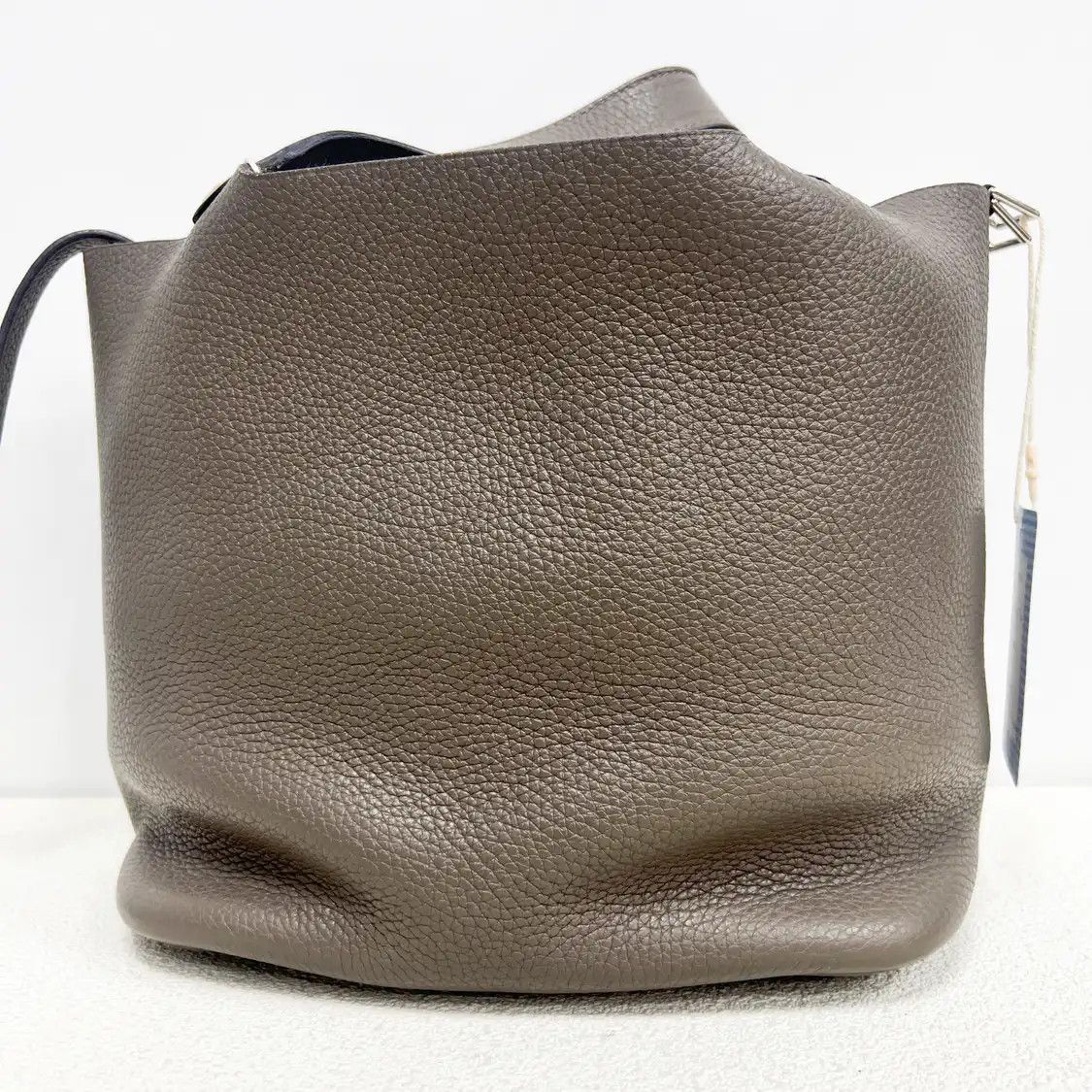 Hermes Hermes Picotin Lock 22 Etain Clemence cowhide leather picotin shoulder bag gold Size ONE SIZE - 1 Thumbnail