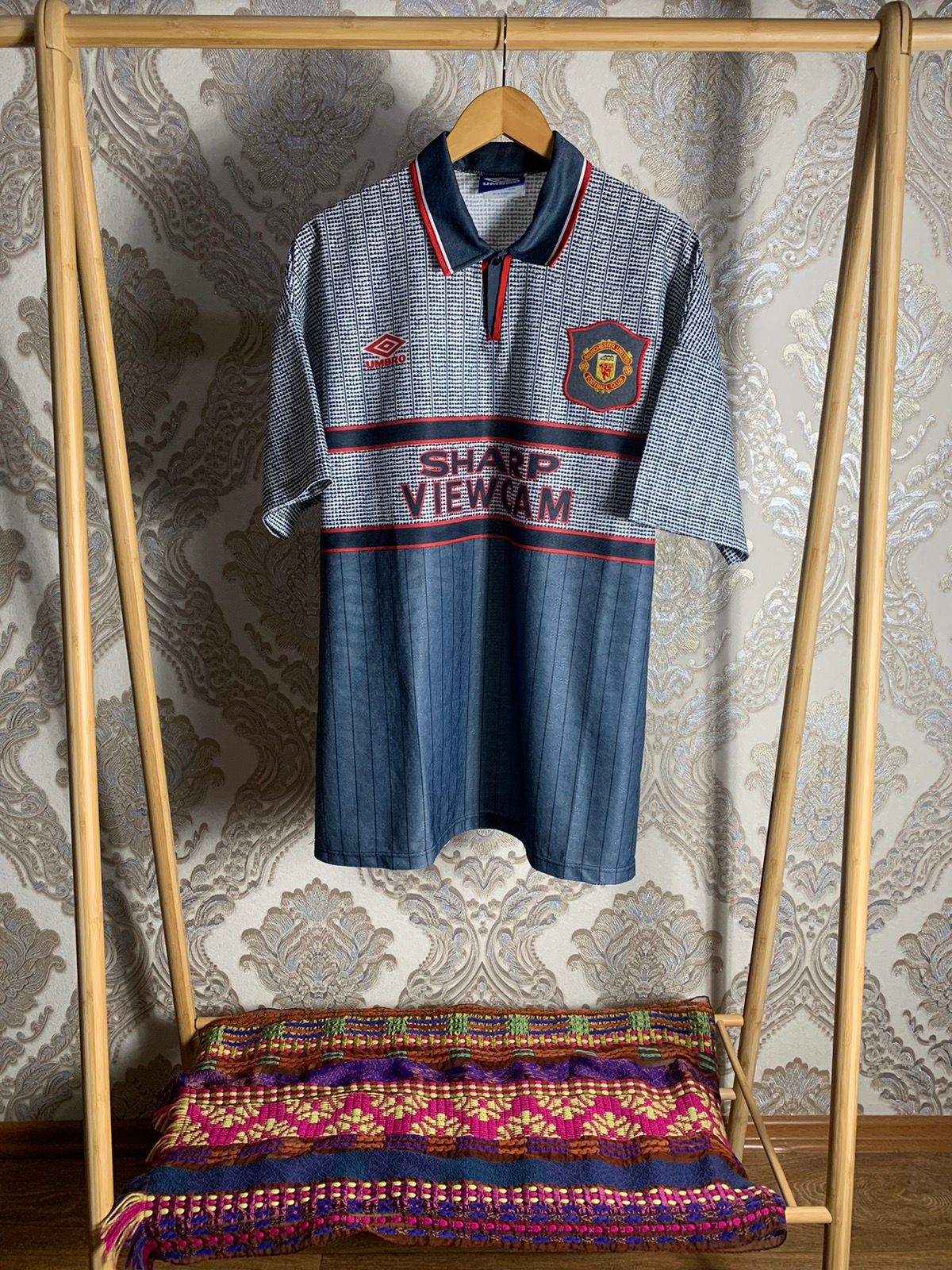 Pre-owned Manchester United X Soccer Jersey Vintage Umbro Manchester United 1995 Soccer Jersey Y2k In Multicolor