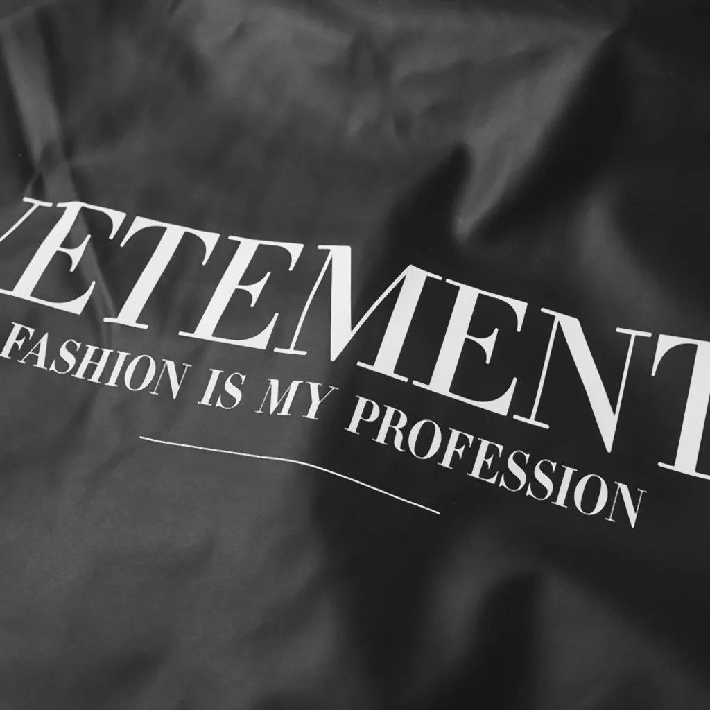 Vetements VETEMENTS FASHION IS MY PROFESSION LOGO RAINCOAT Size US S / EU 44-46 / 1 - 4 Thumbnail